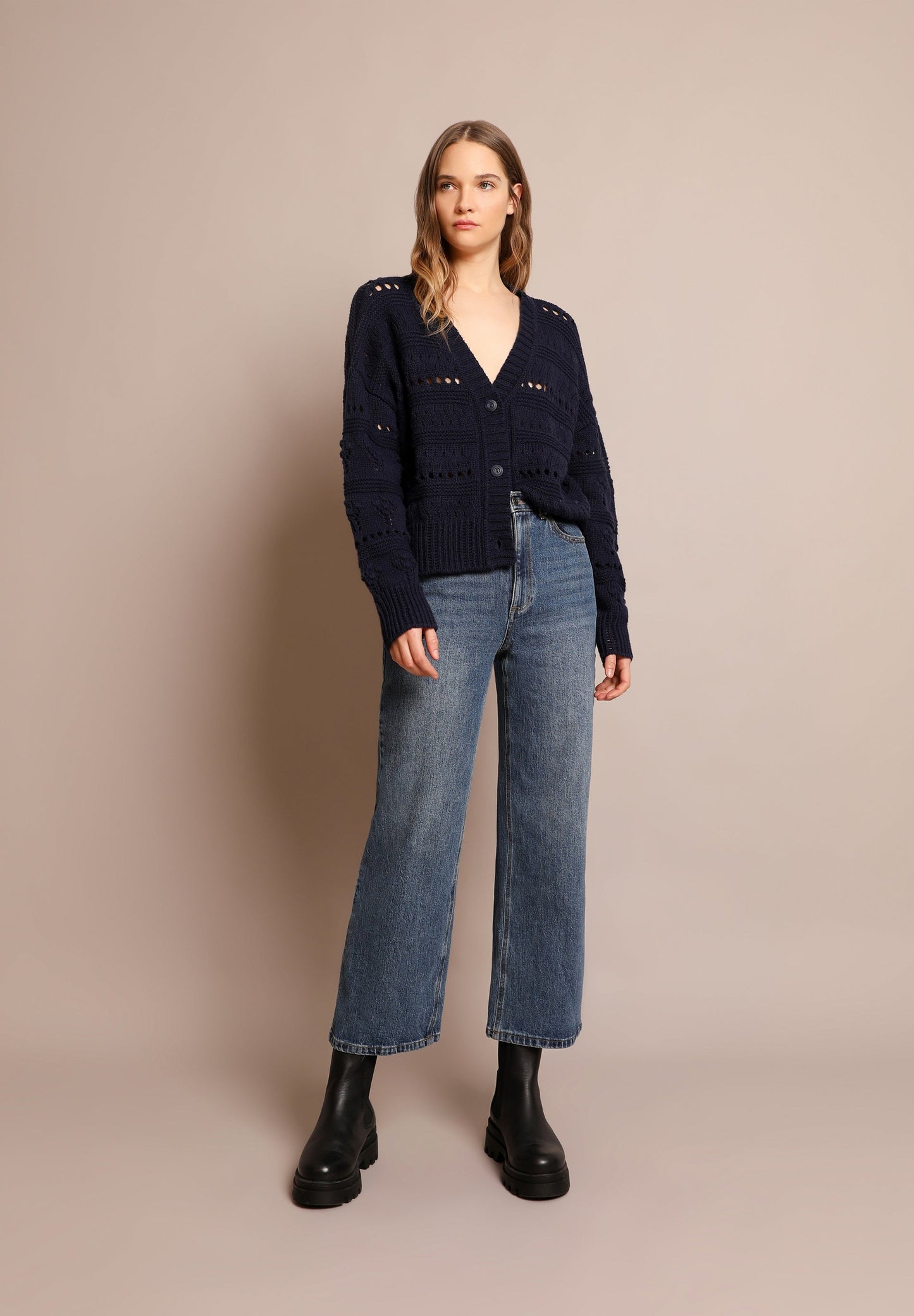 CARDIGAN DE MALHA RENDILHADO