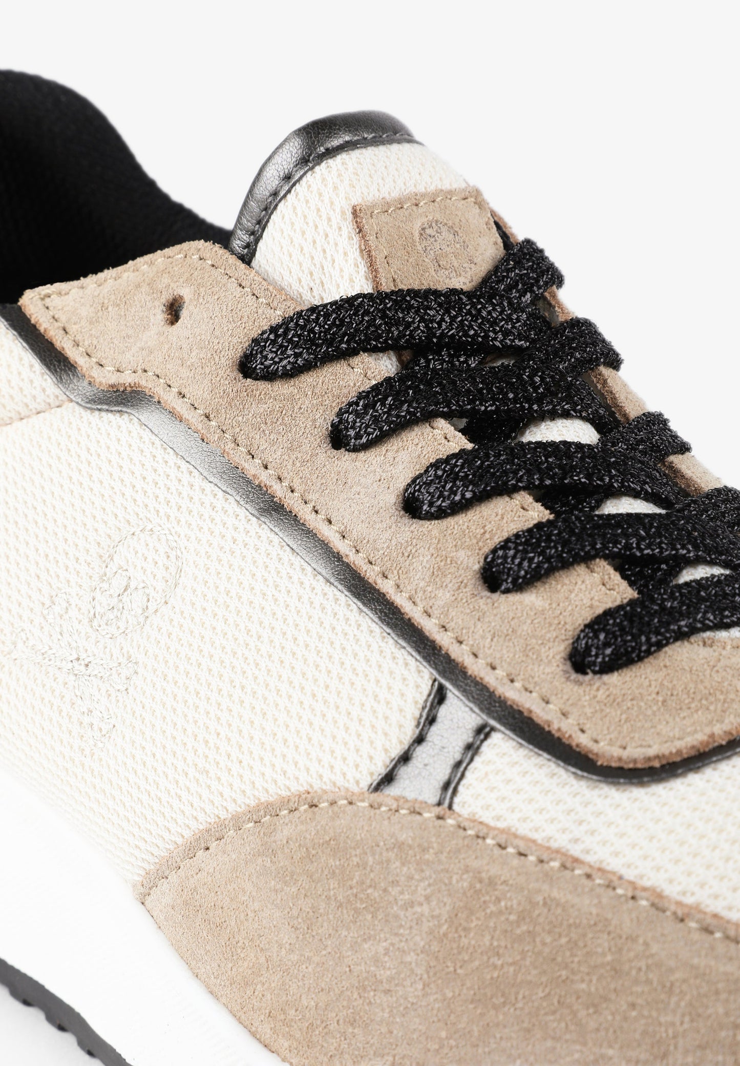 SAPATILHAS COM SOLA ALTA