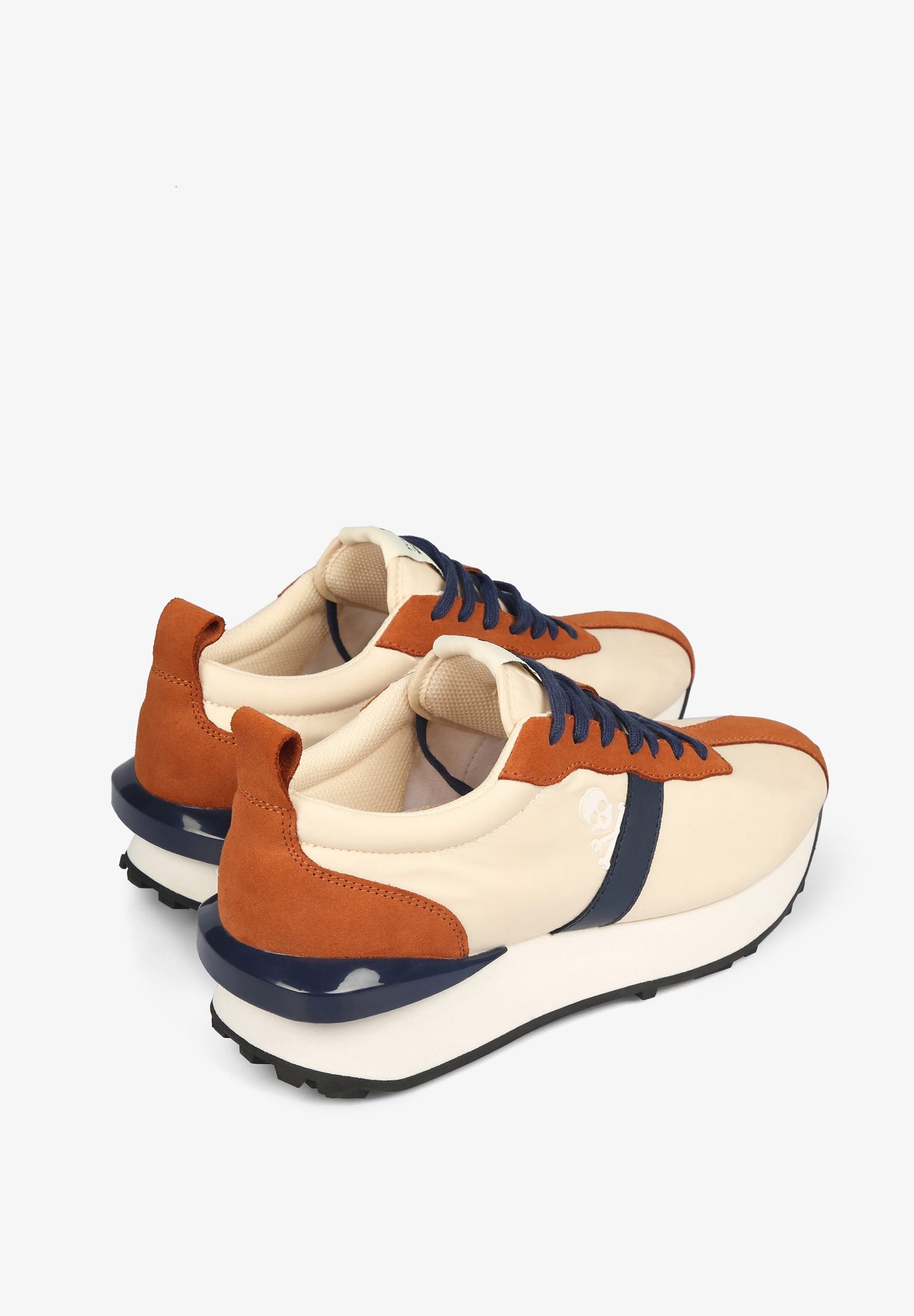 SAPATILHAS COM ESTABILIZADOR PRONUNCIADO