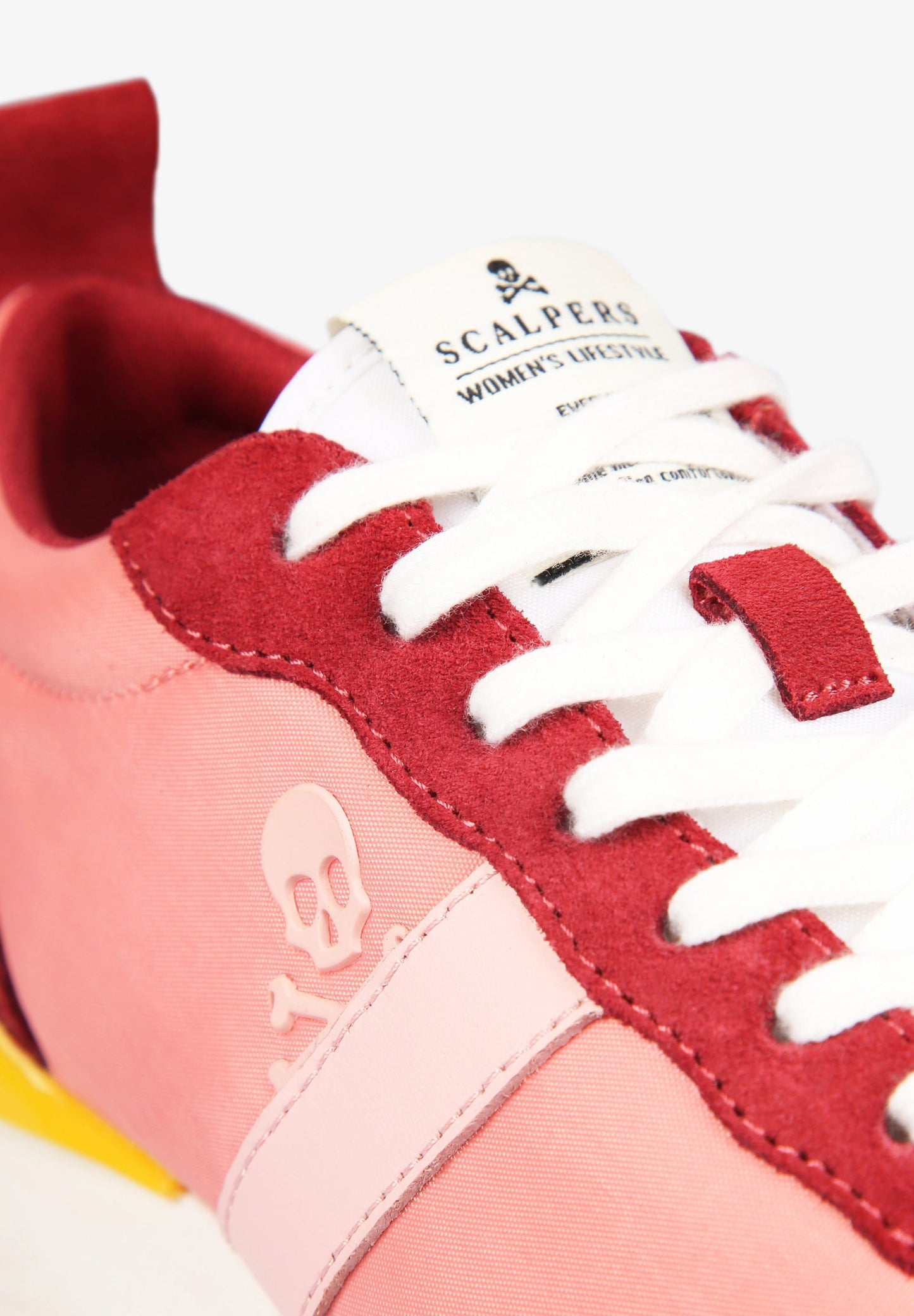 SAPATILHAS COM ESTABILIZADOR PRONUNCIADO