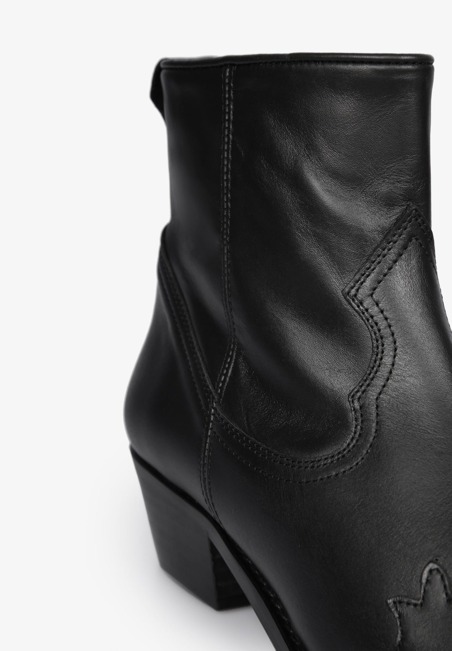 BOTIM COWBOY EM PELE