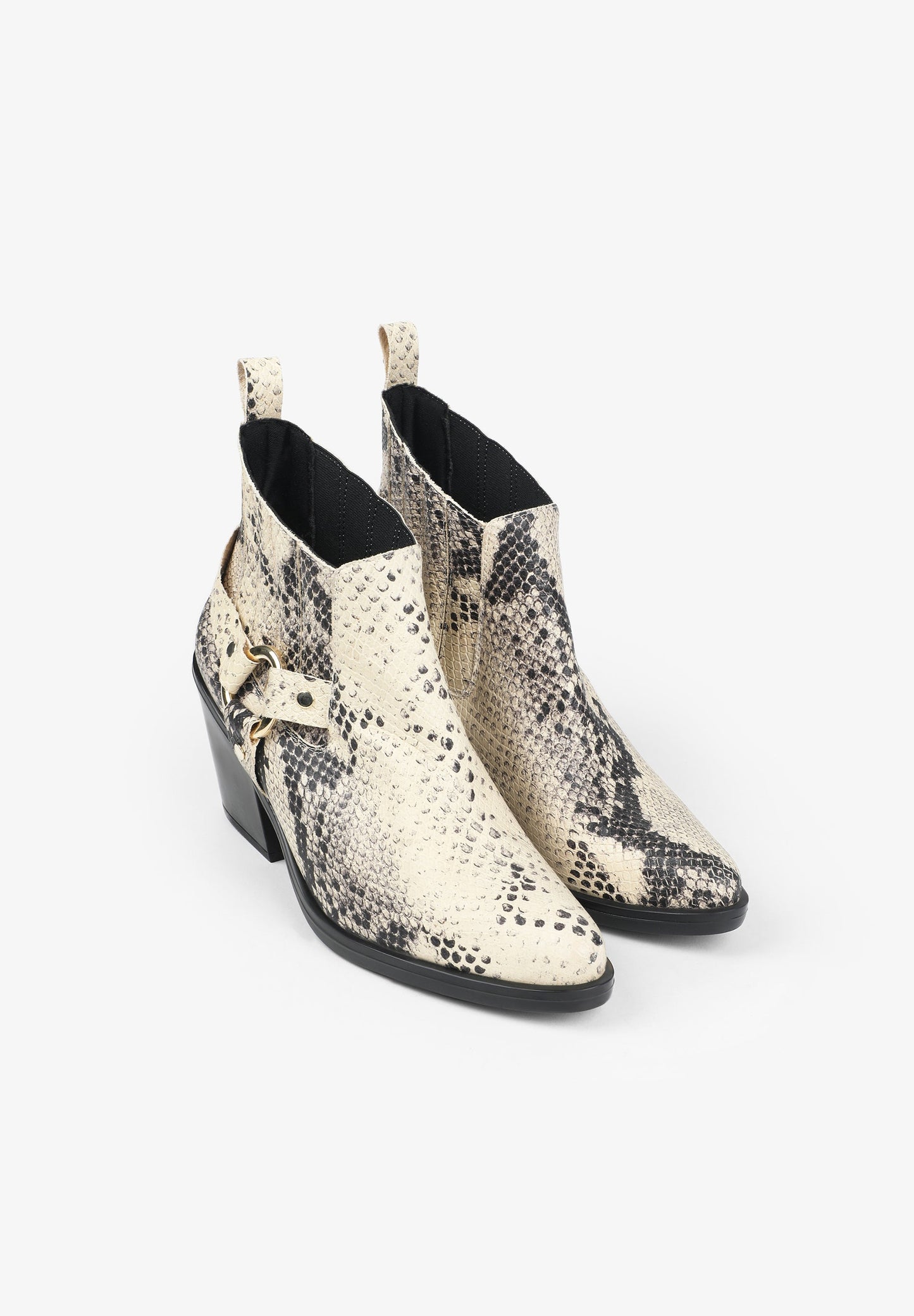 BOTIM DE PELE COM ARO DE METAL