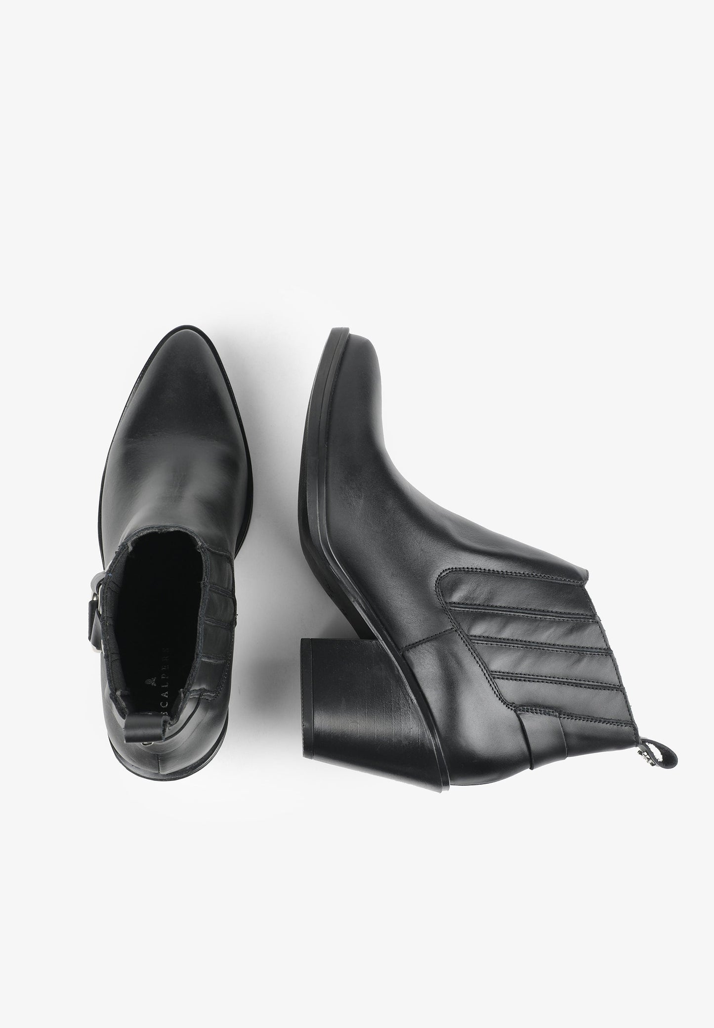 BOTIM DE PELE COM ARO DE METAL