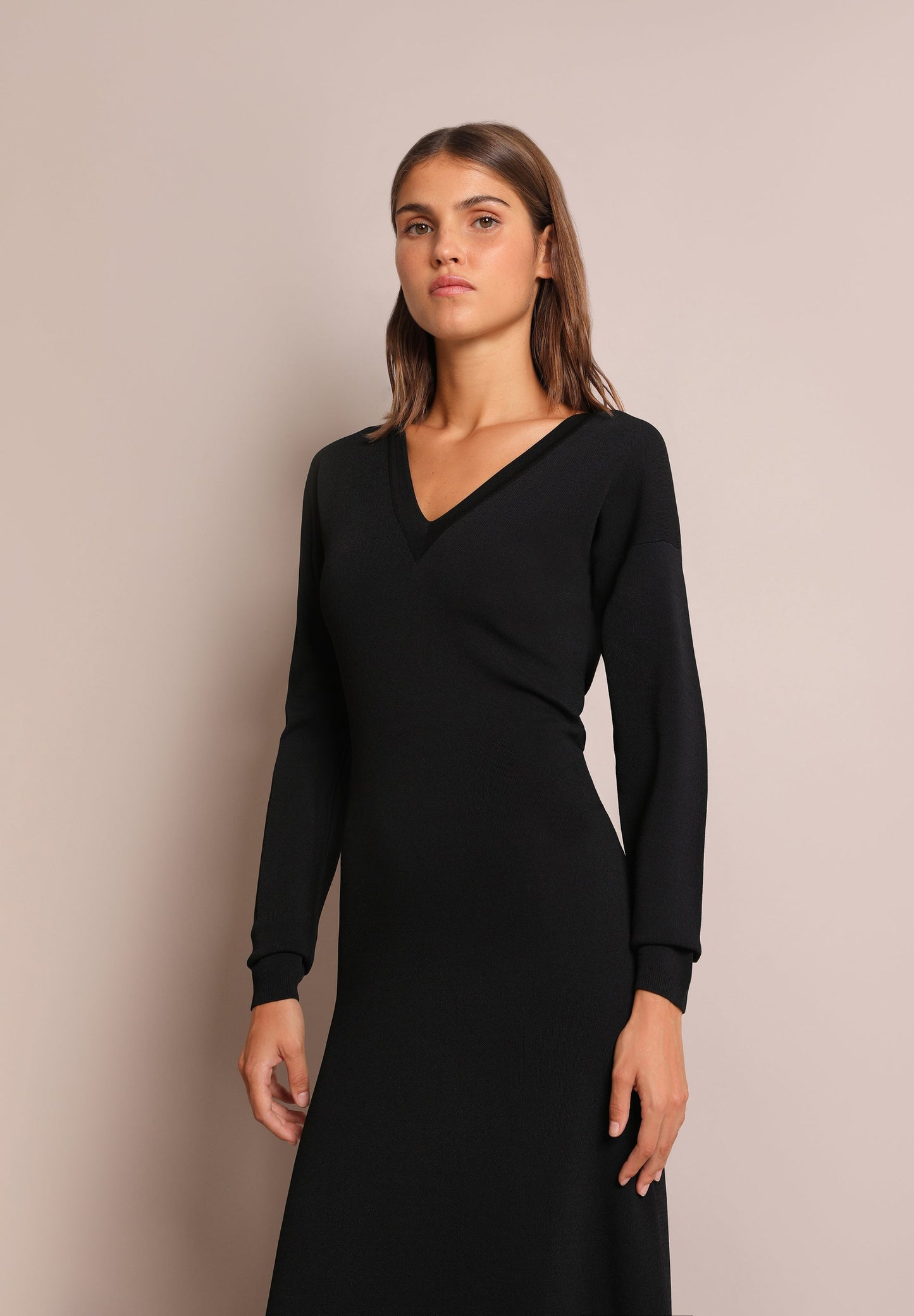 VESTIDO DE MALHA COM LAÇO