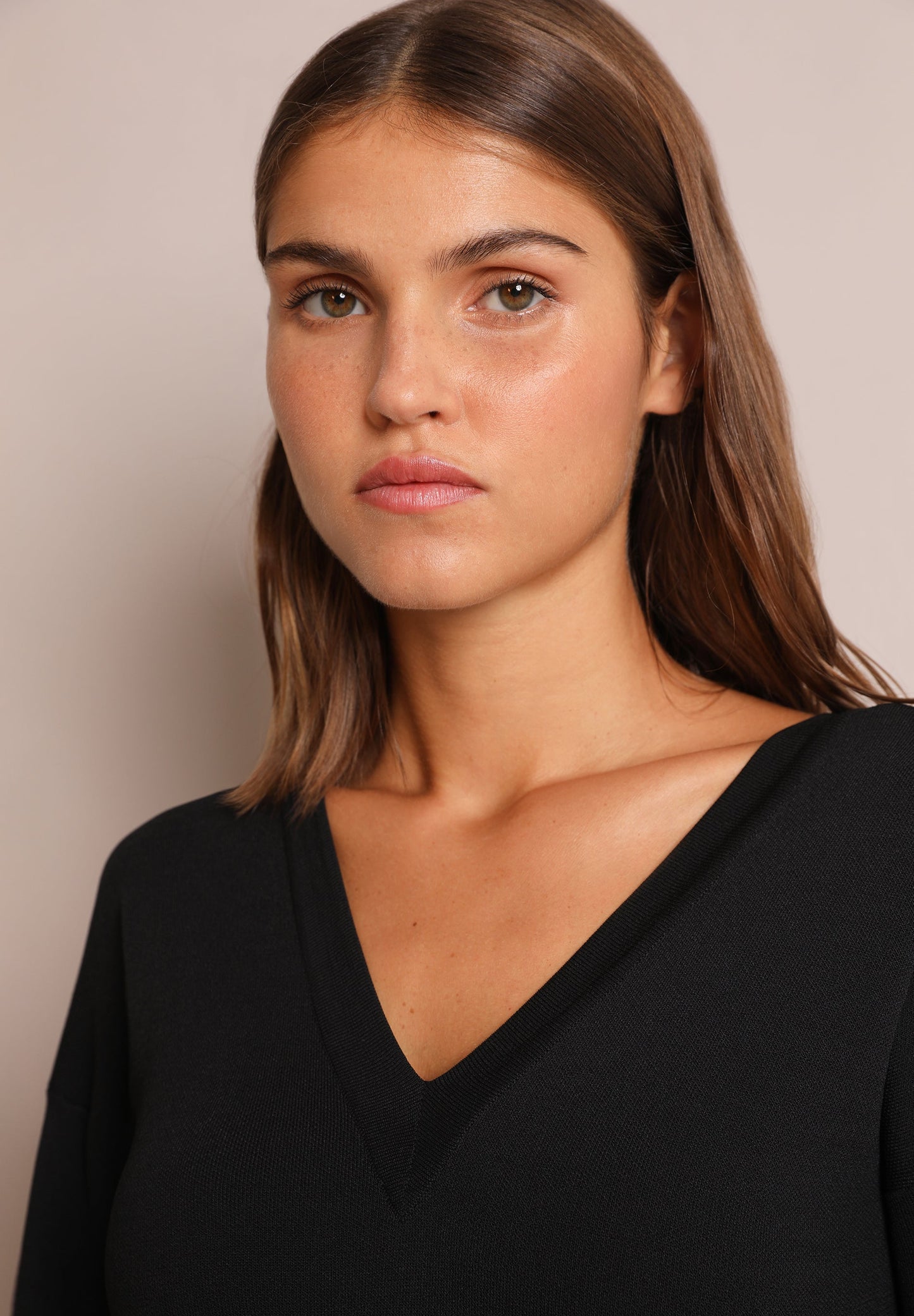 VESTIDO DE MALHA COM LAÇO