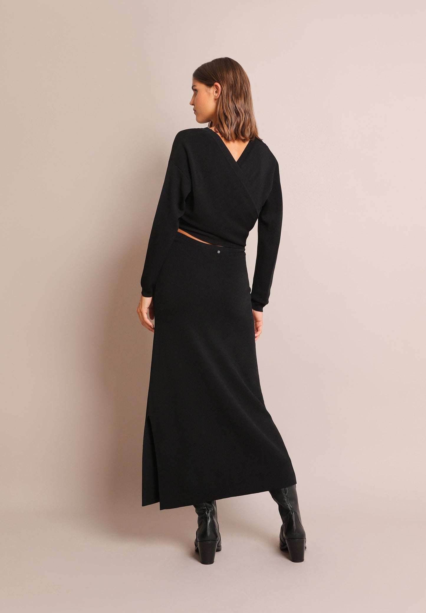 VESTIDO DE MALHA COM LAÇO