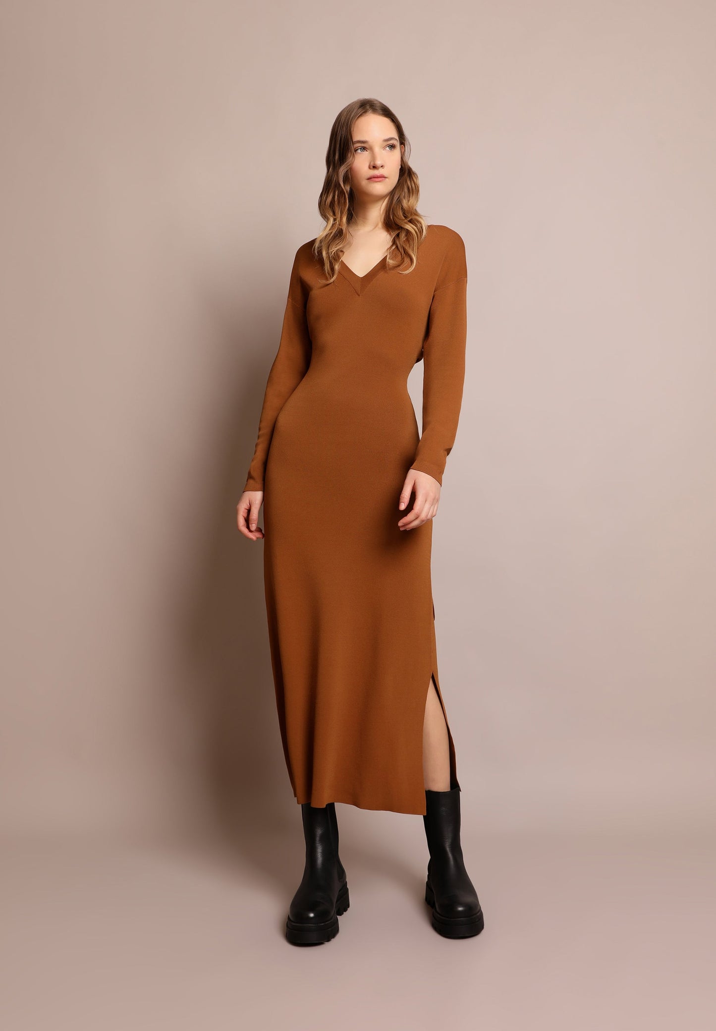 VESTIDO DE MALHA COM LAÇO