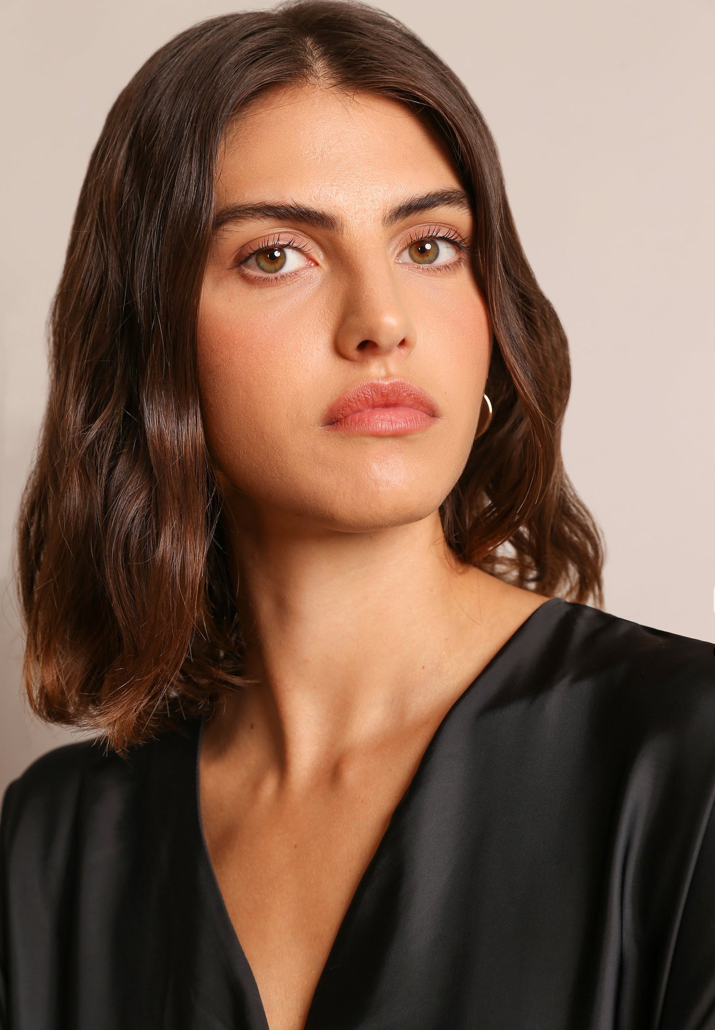 VESTIDO MINI ACETINADO