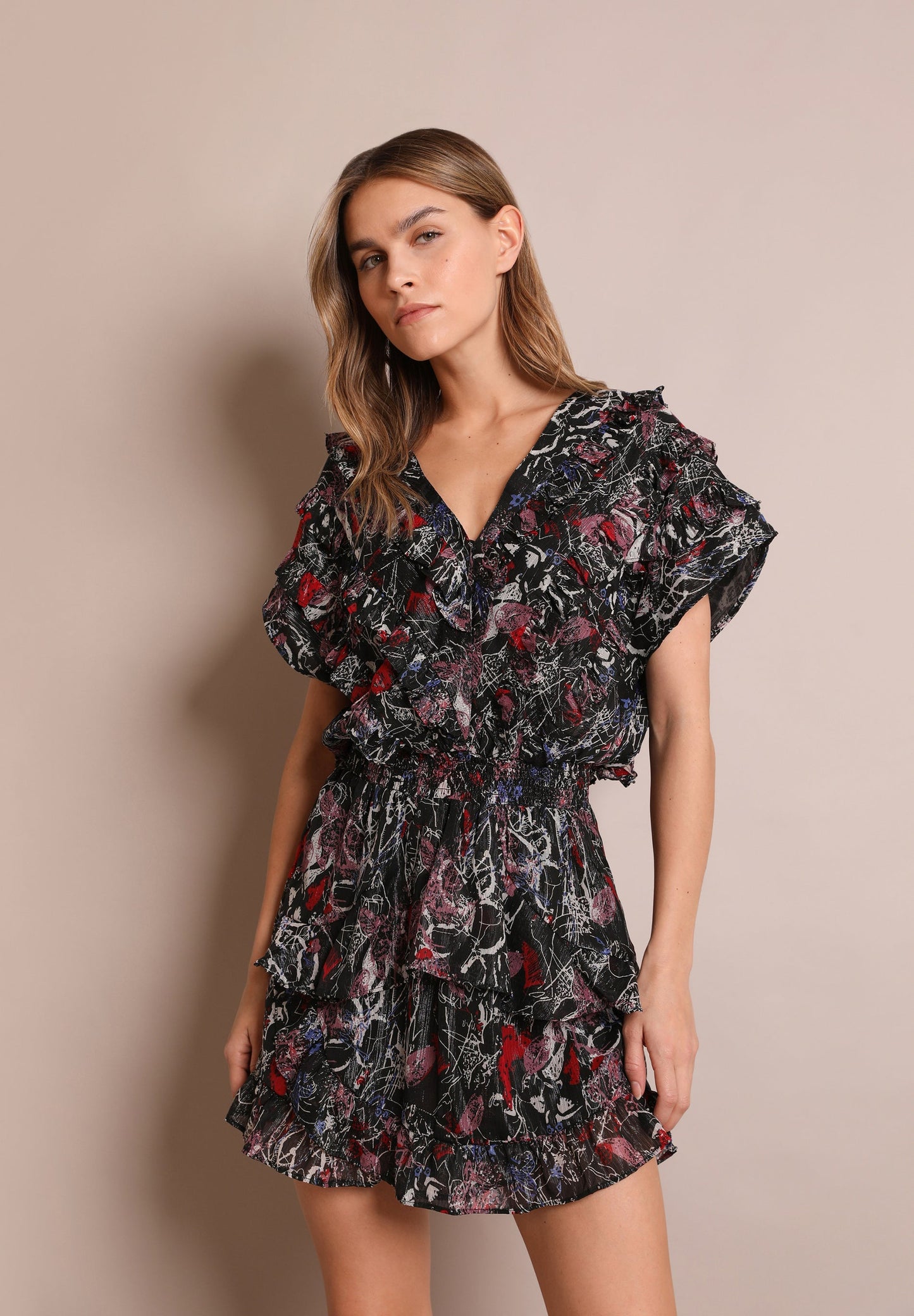 MINIVESTIDO COM PADRÃO METALIZADO