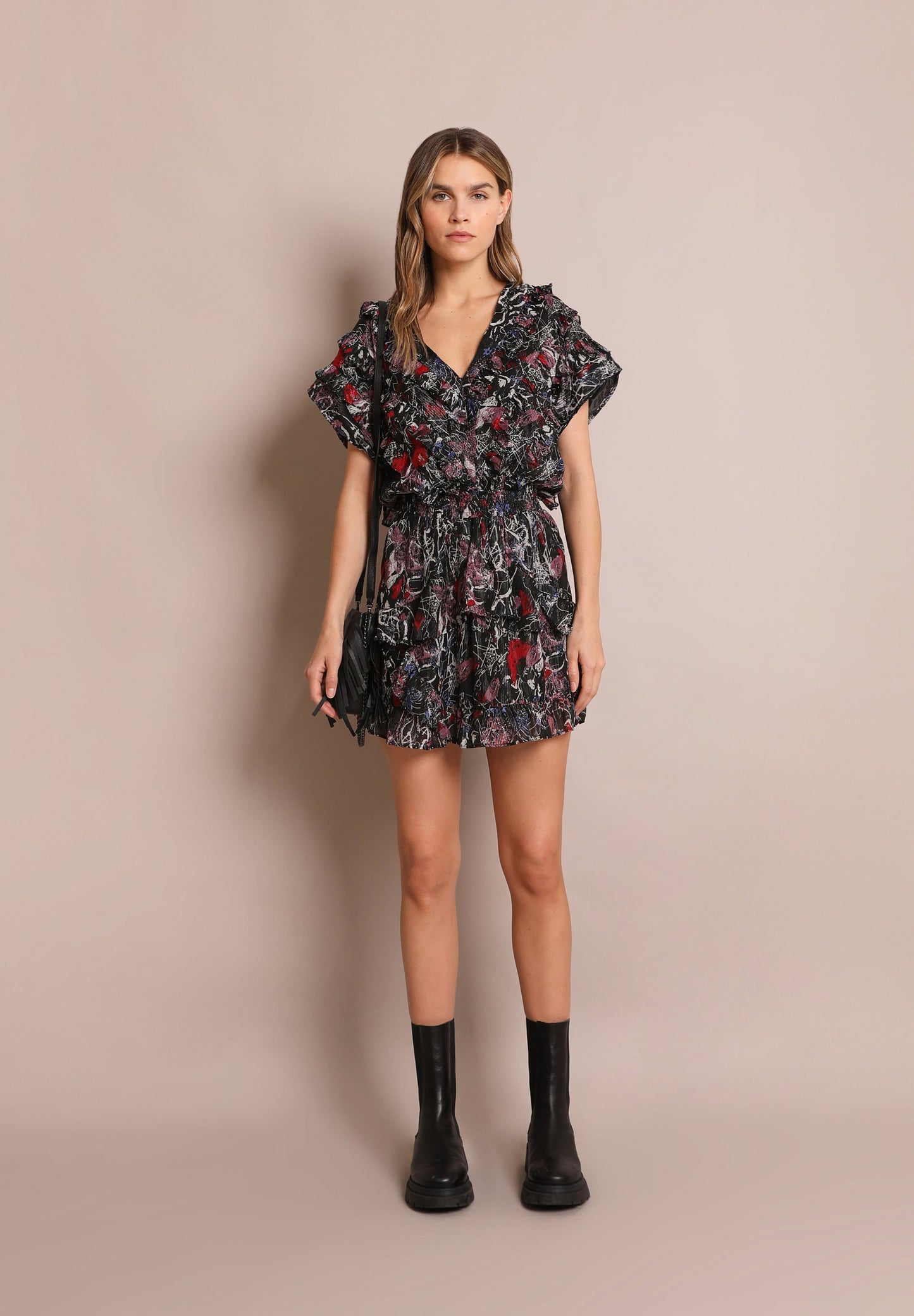 MINIVESTIDO COM PADRÃO METALIZADO