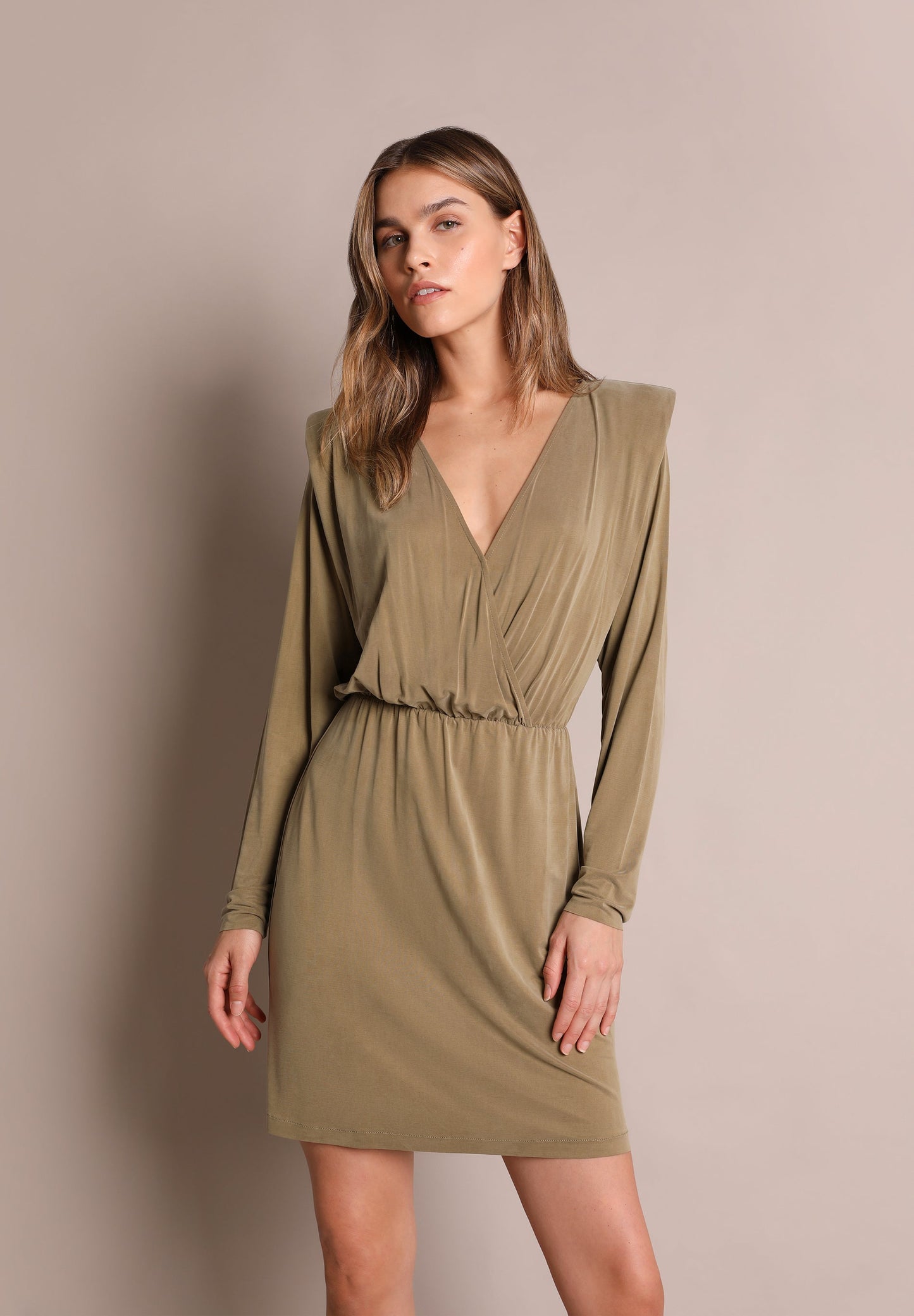 MINIVESTIDO EM CUPRO