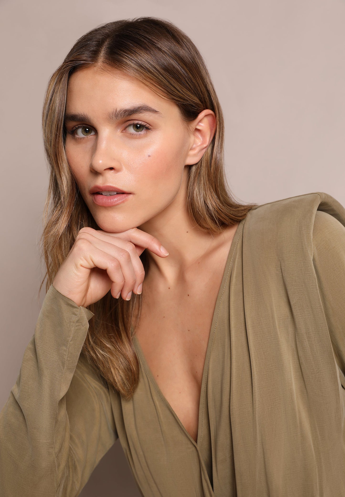 MINIVESTIDO EM CUPRO