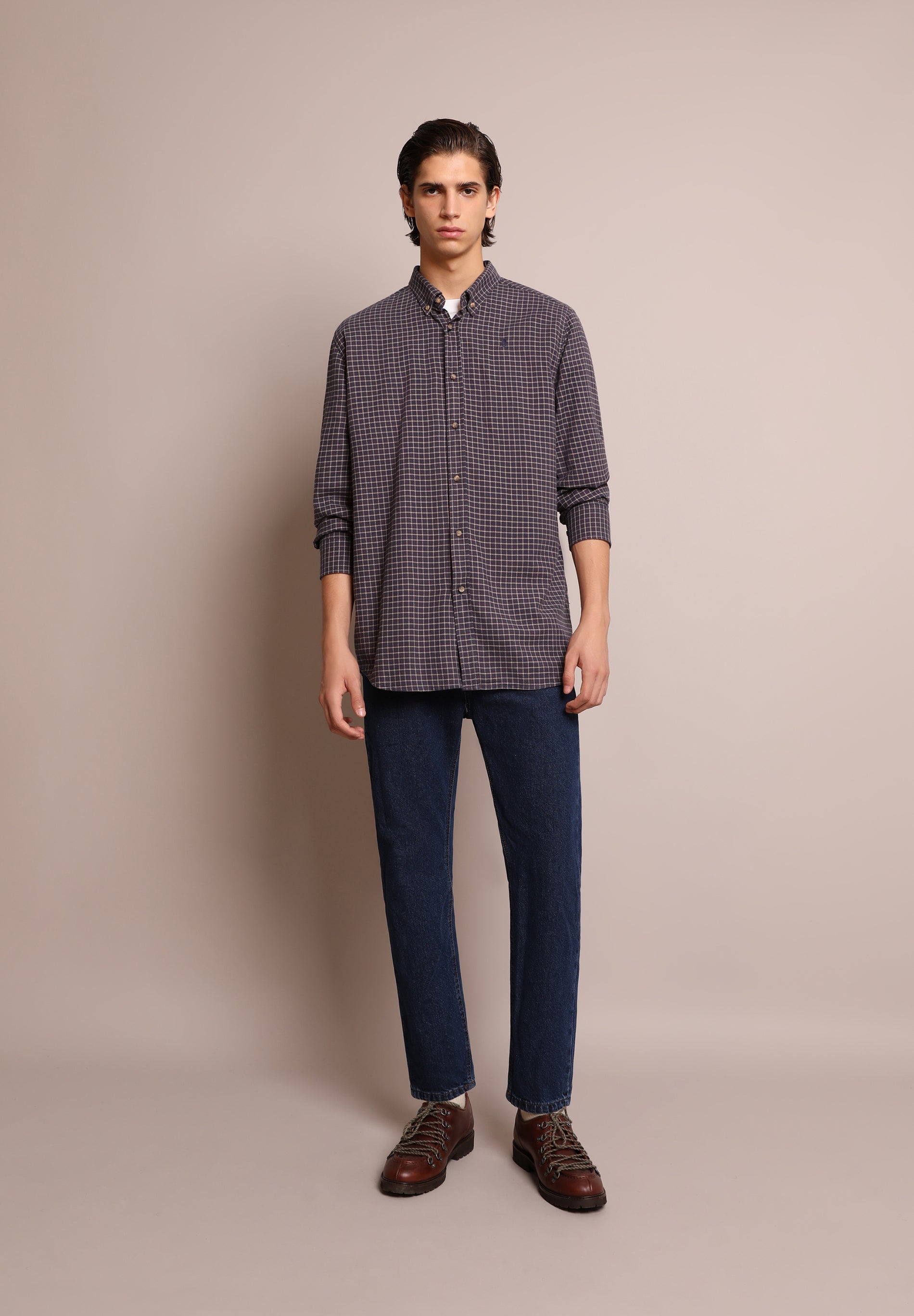 CAMISA DE XADREZ COM DECOTE DE BOTÕES