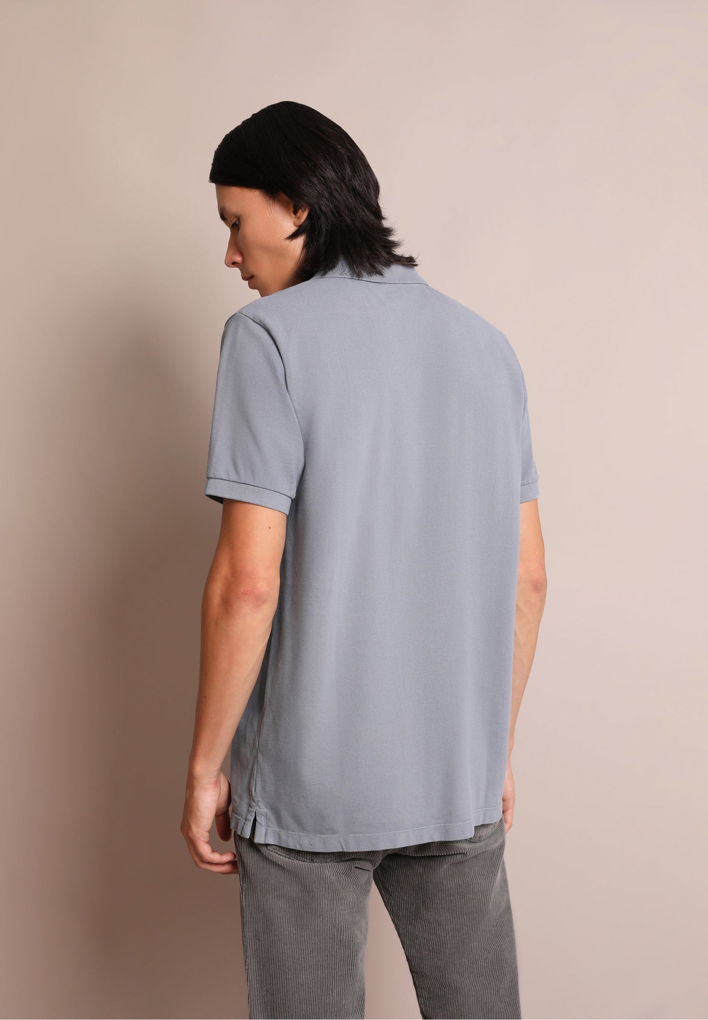 CAMISA POLO BÁSICA COM LOGÓTIPO