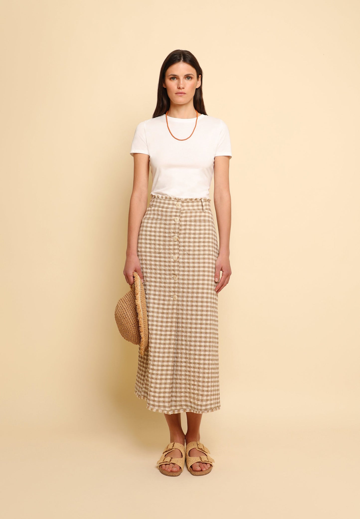 T-SHIRT COM LAÇOS ATRÁS