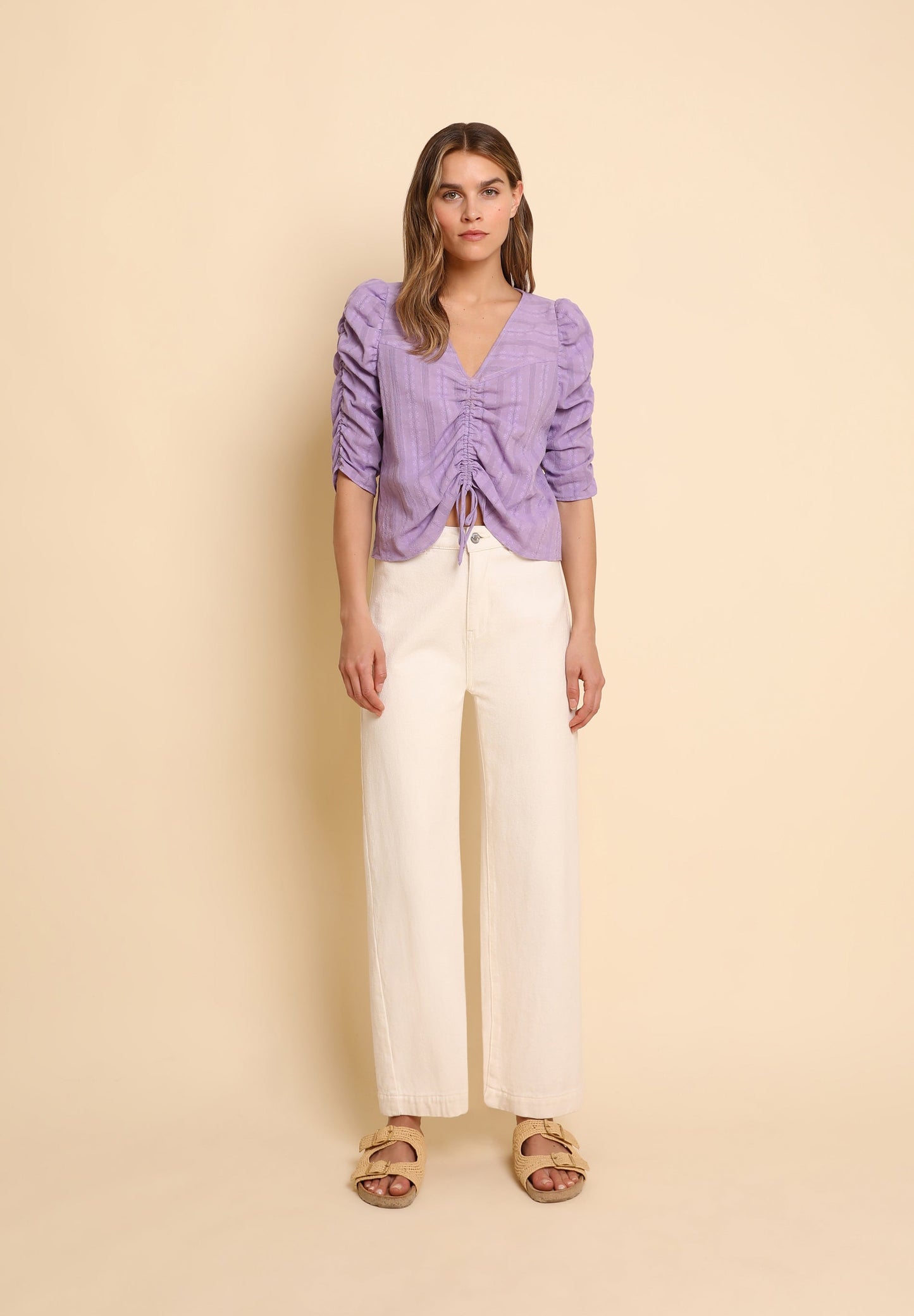 BLUSA ÀS RISCAS COM FRANZIDO