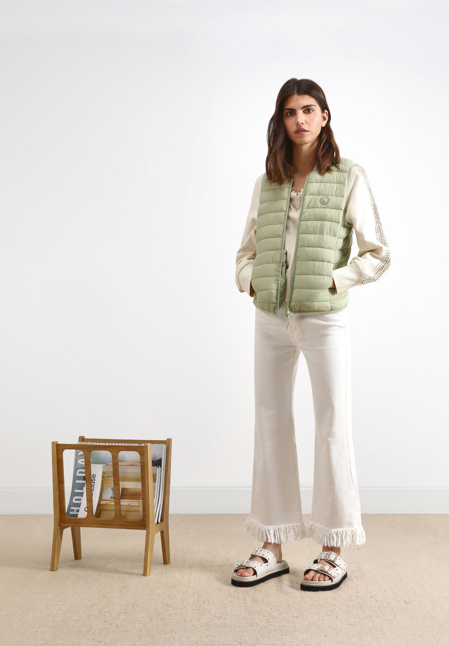 COLETE ACOLCHOADO COM LOGO