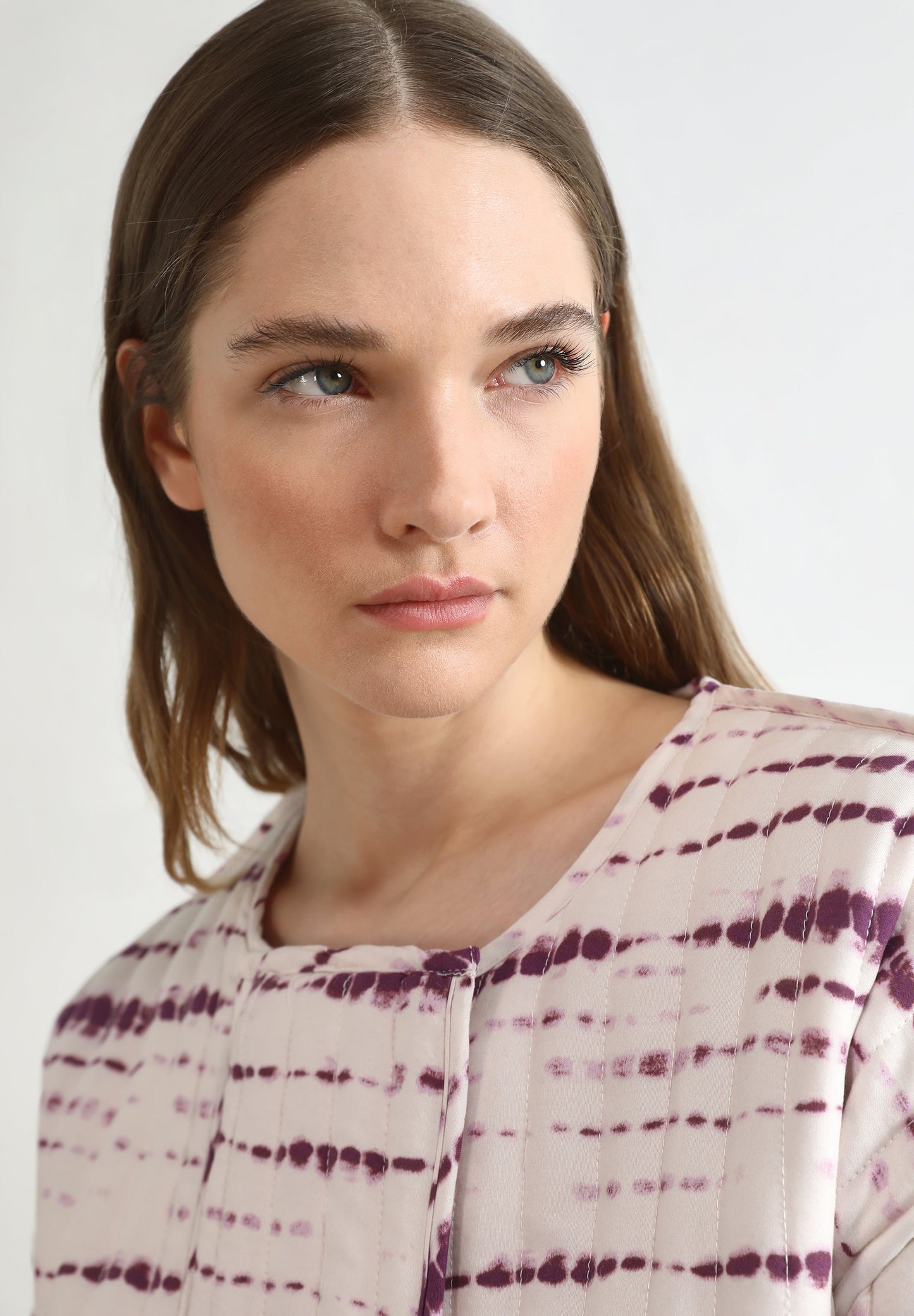 CASACO ÀS RISCAS TIE-DYE