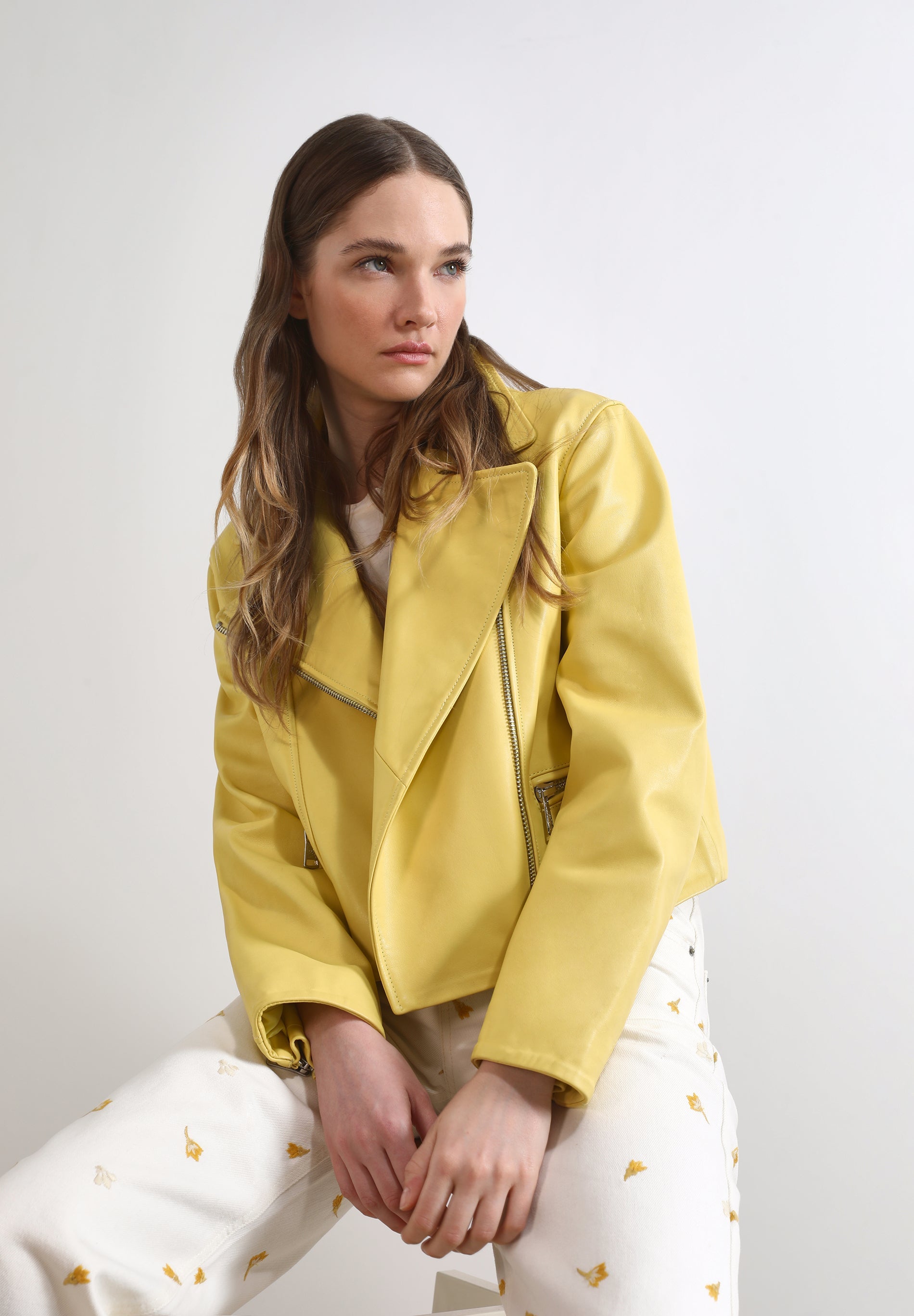 CASACO BIKER COM FECHOS DE CORRER