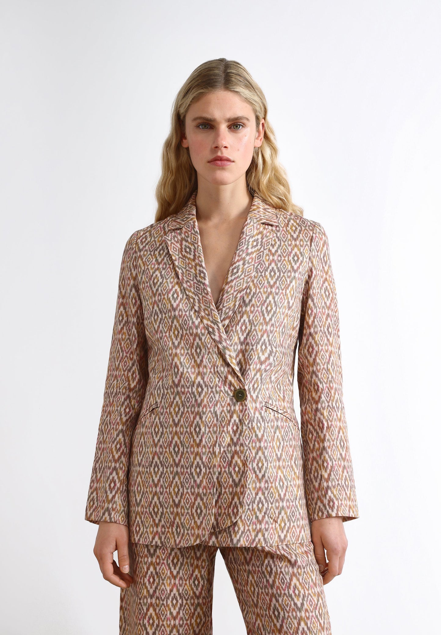 BLAZER ÉTNICO EM LINHO