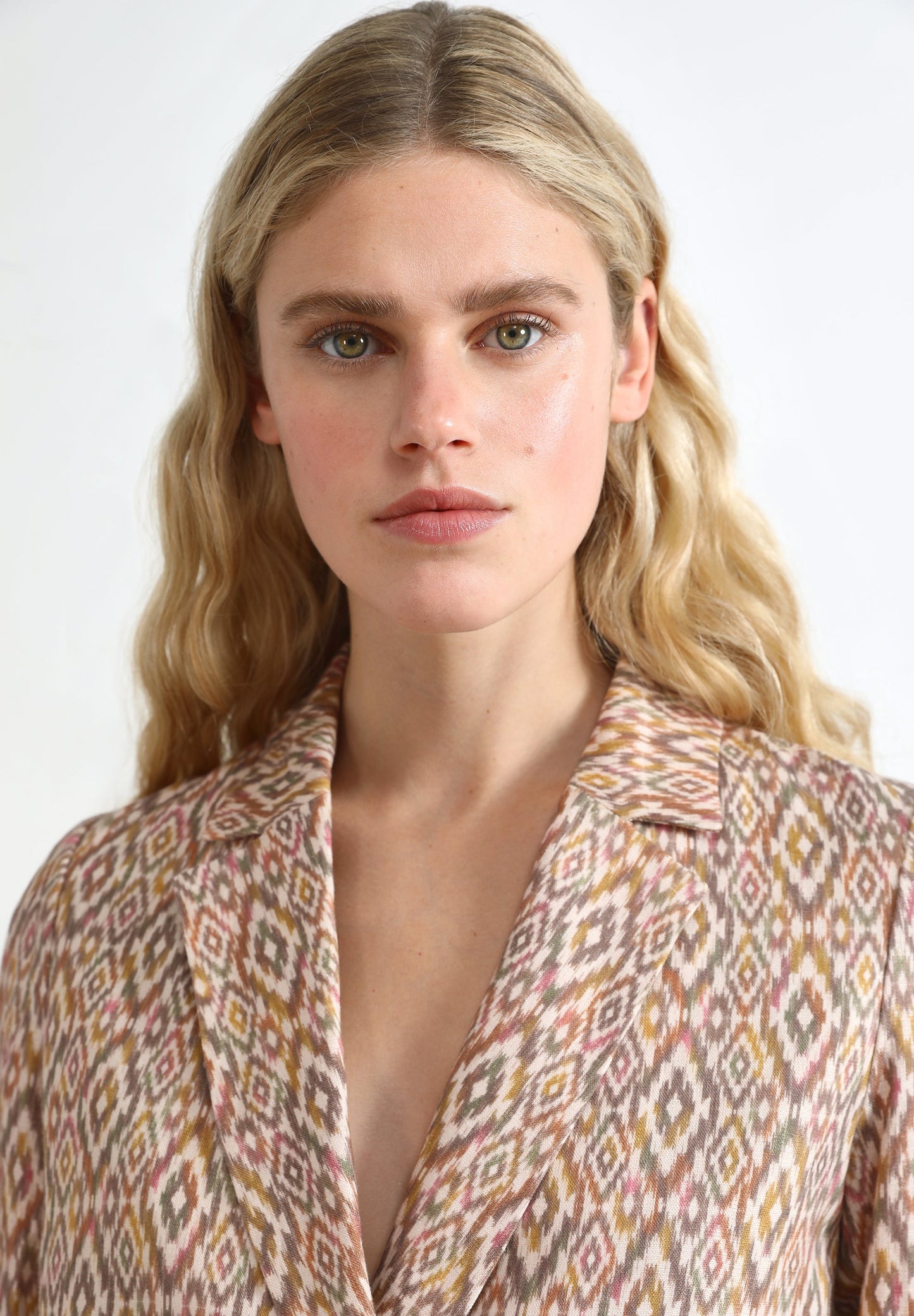 BLAZER ÉTNICO EM LINHO