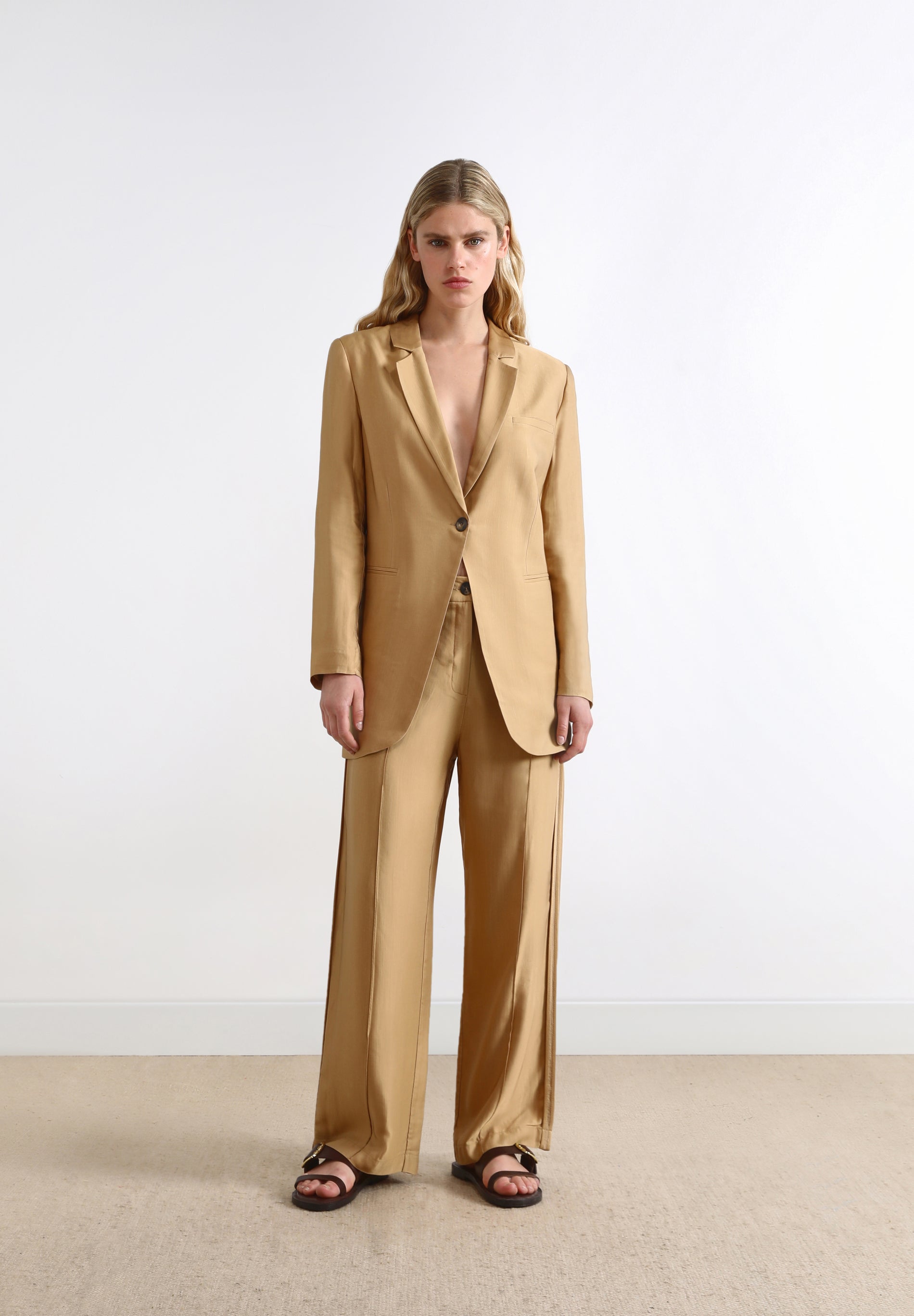 BLAZER ACETINADO COM LAÇO