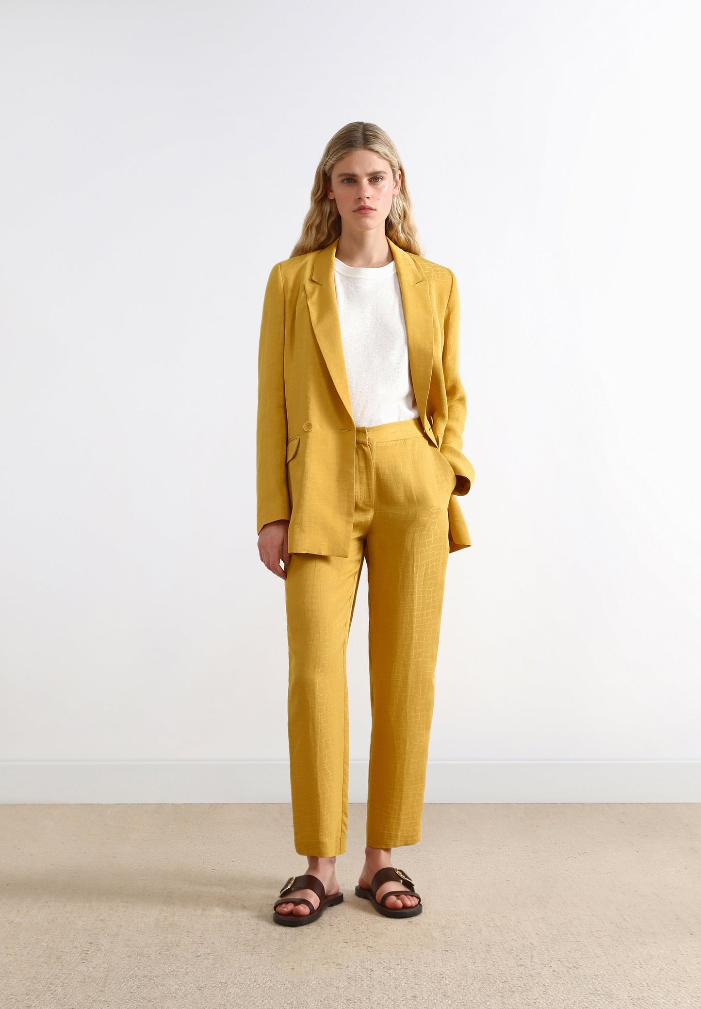 CALÇAS DIREITAS JACQUARD