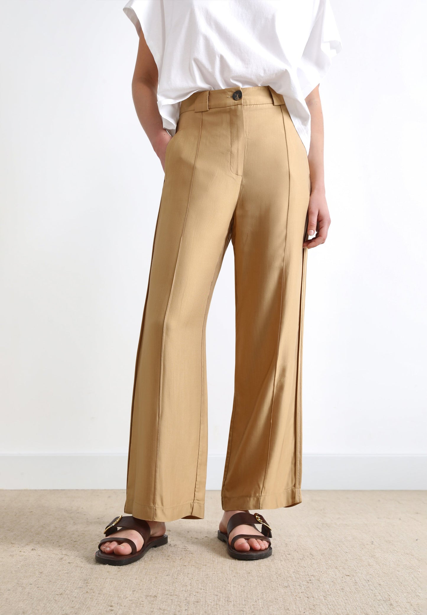 CALÇAS ACETINADAS CULOTTES