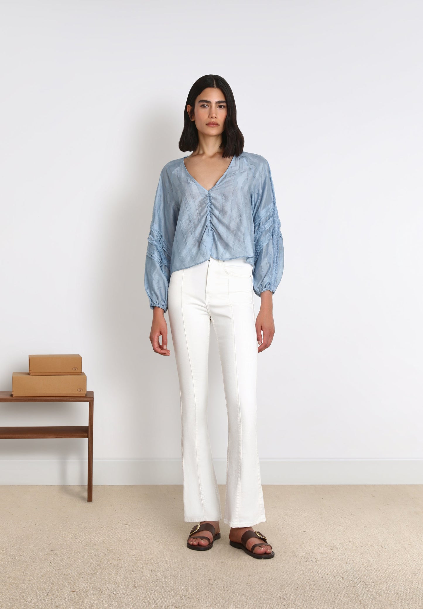 JEANS BOOTCUT COM COSTURA