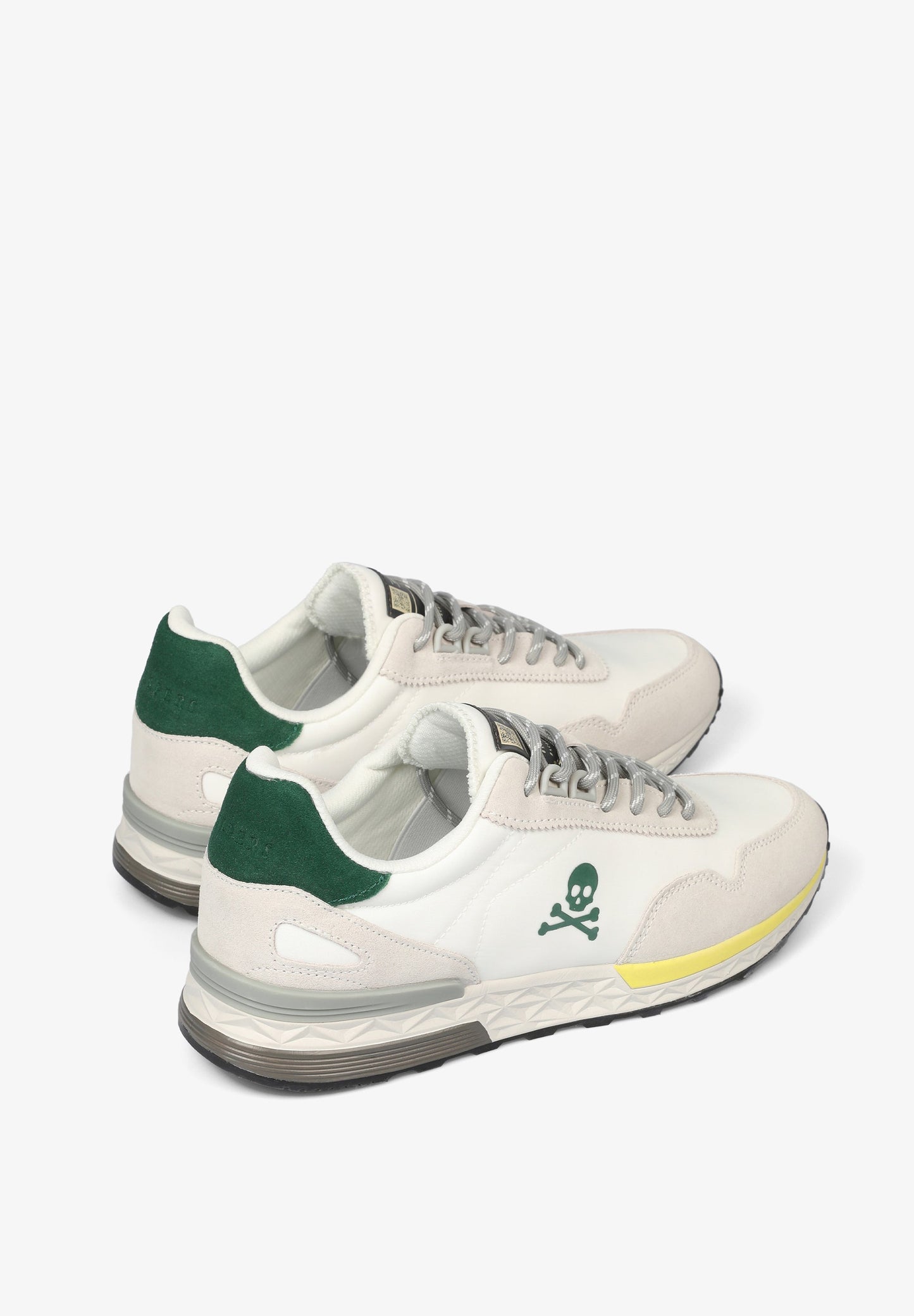 SAPATILHAS COM LOGO LATERAL