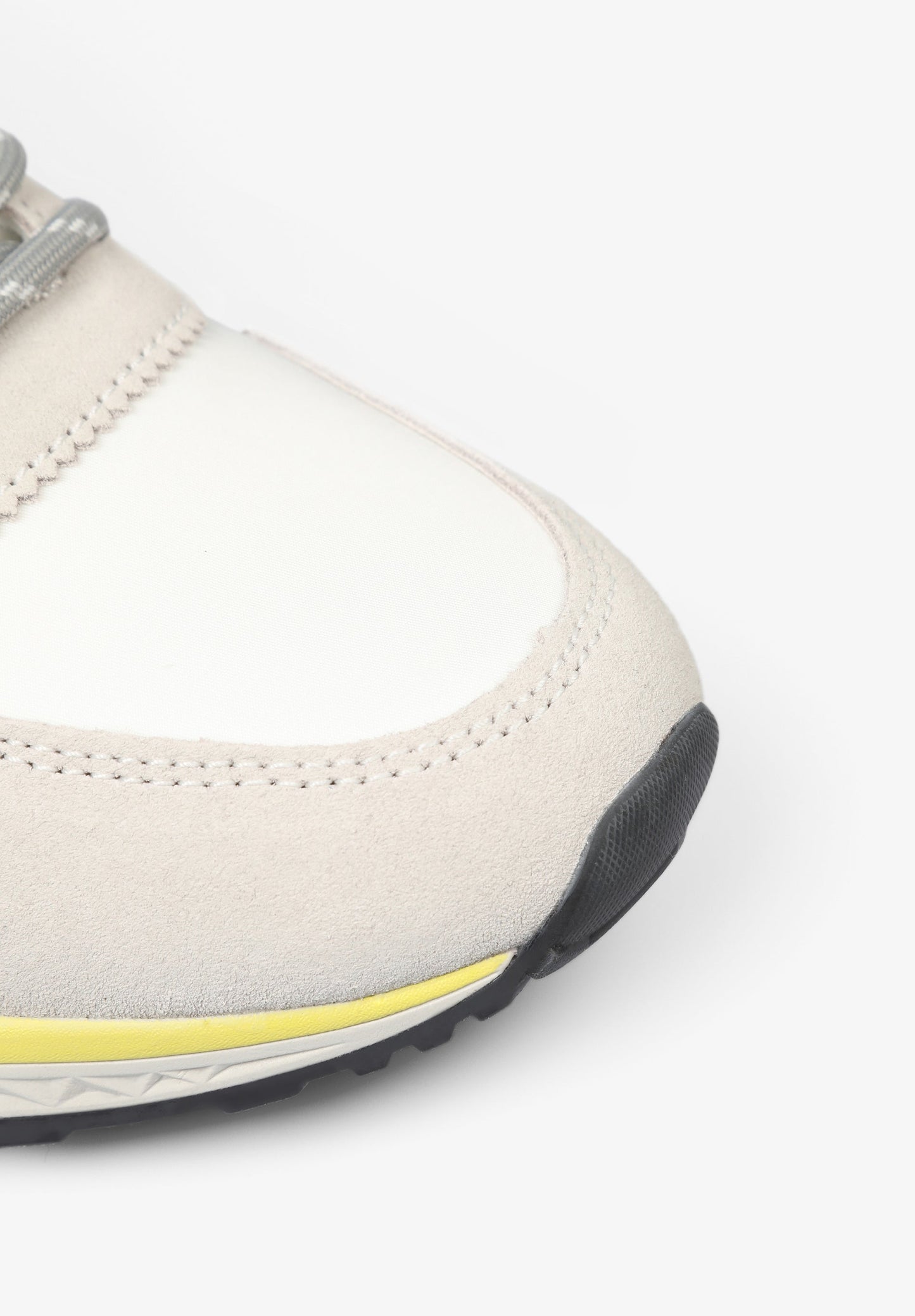 SAPATILHAS COM LOGO LATERAL
