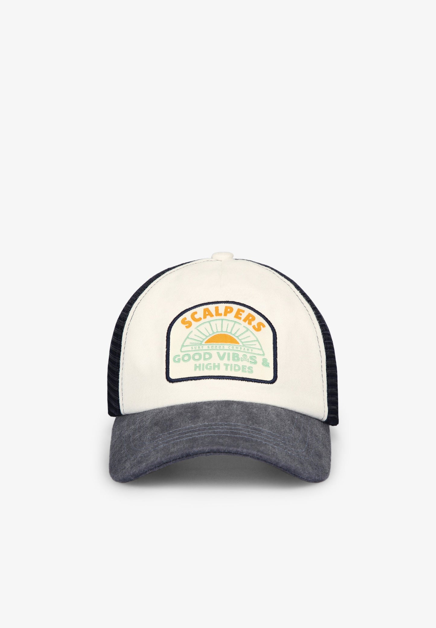 BONÉ TRUCKER COM DESENHO