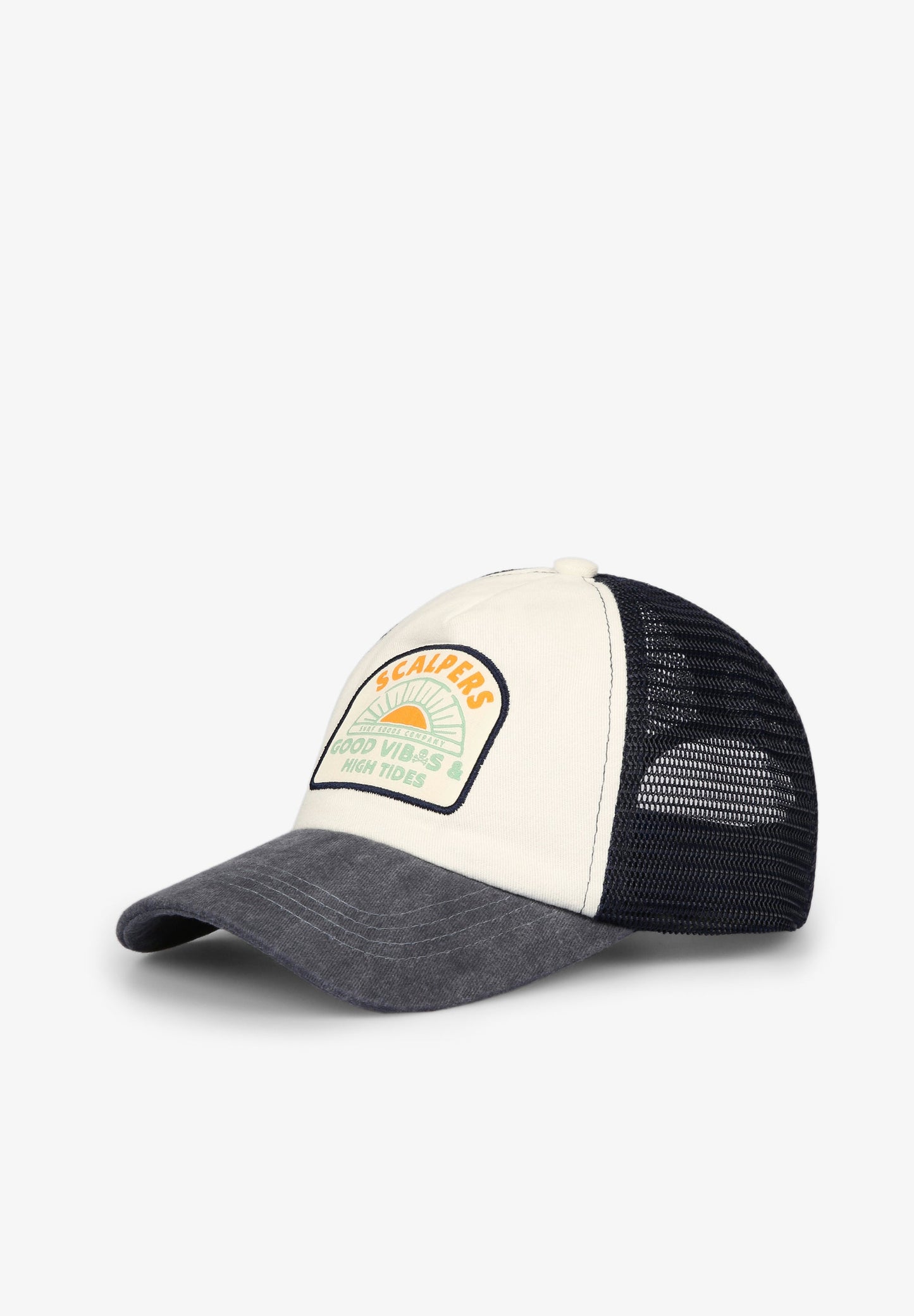 BONÉ TRUCKER COM DESENHO
