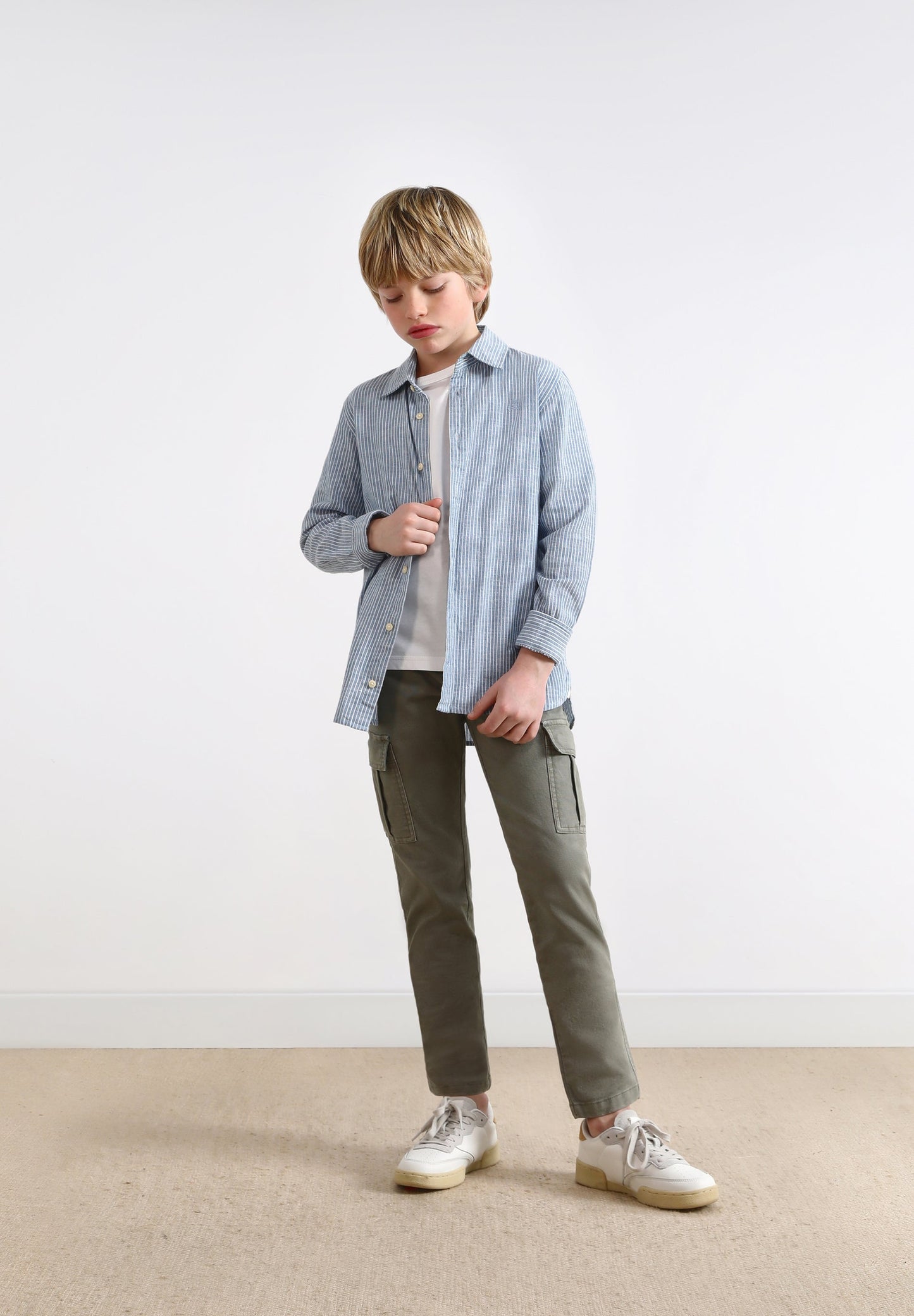 CAMISA ÀS RISCAS DENIM