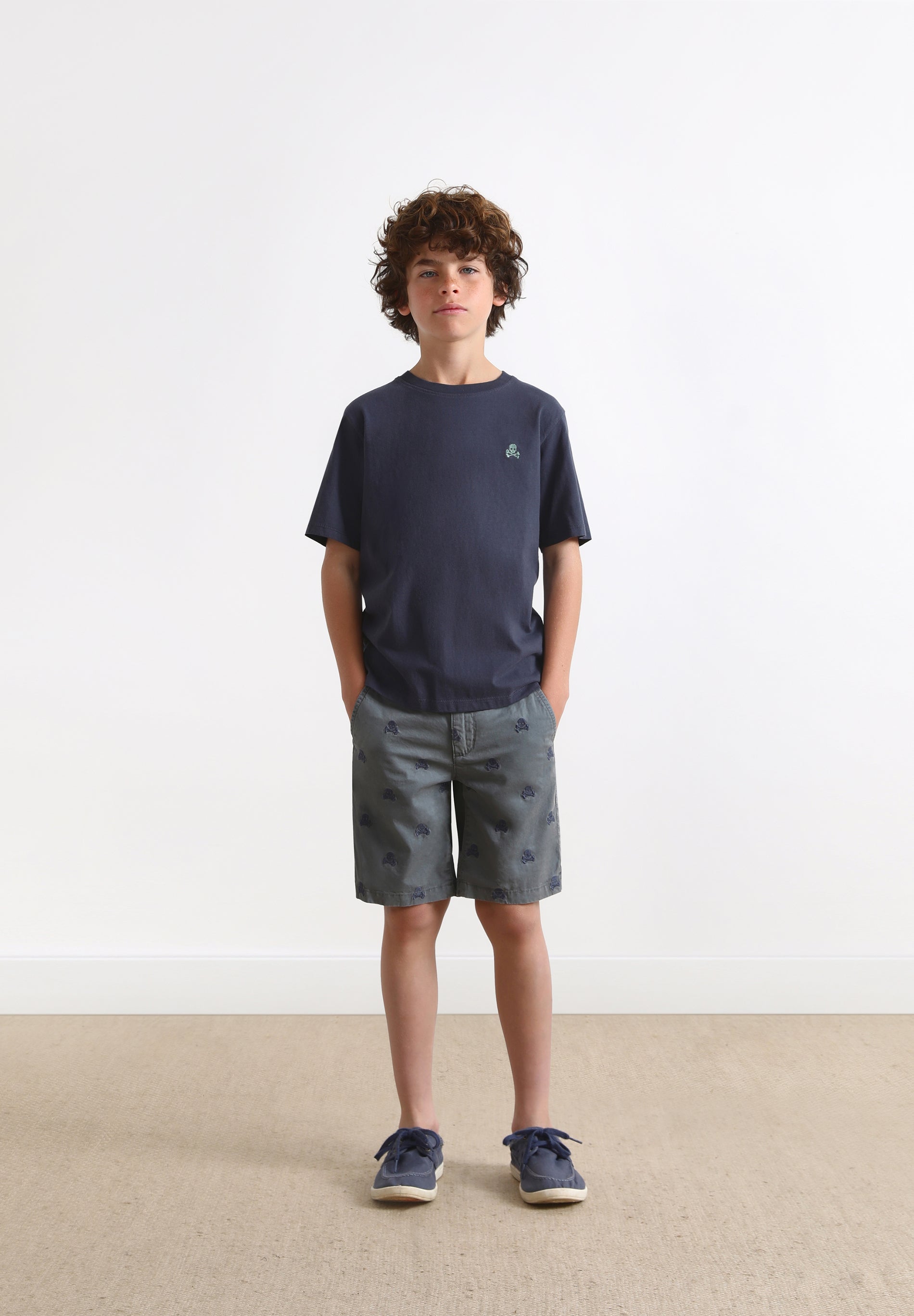 CALÇÕES BERMUDA COM LOGÓTIPO ALL OVER