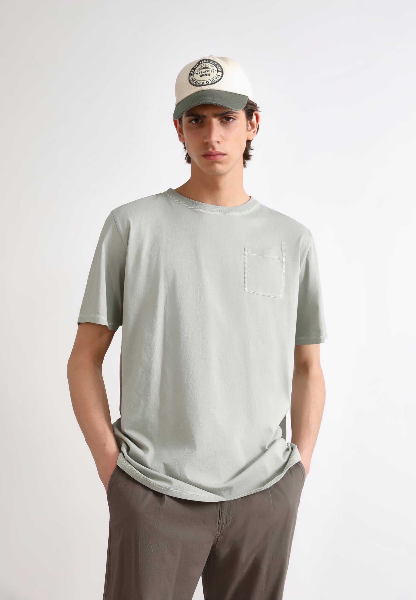 T-SHIRT COM BOLSO FLÚOR