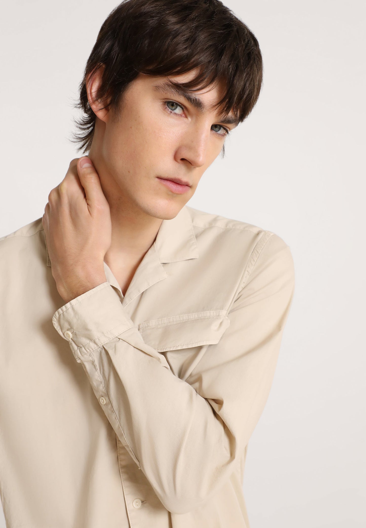 CAMISA TIPO PIJAMA COM BOLSO