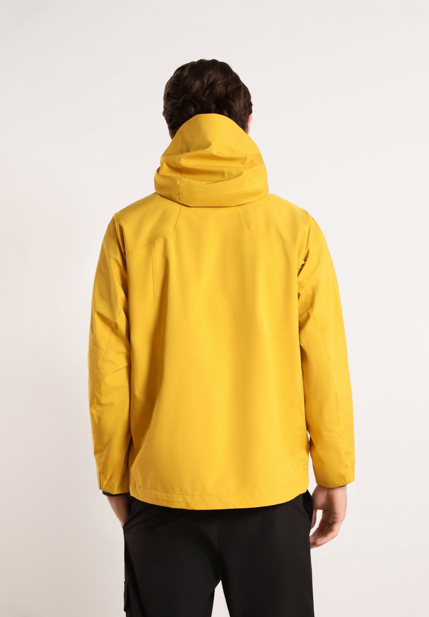 CASACO TÉCNICO IMPERMEÁVEL