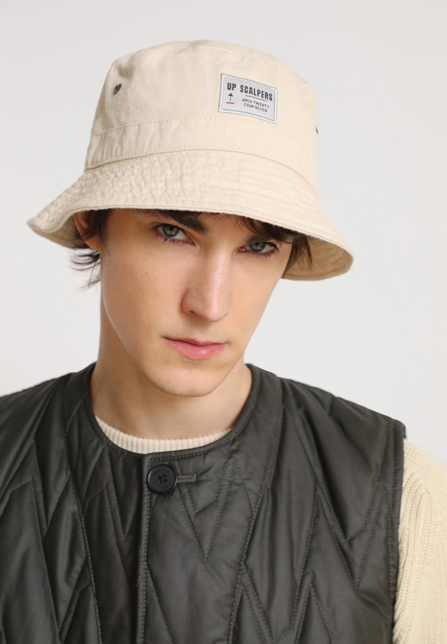 COLETE ACOLCHOADO ZIG-ZAG