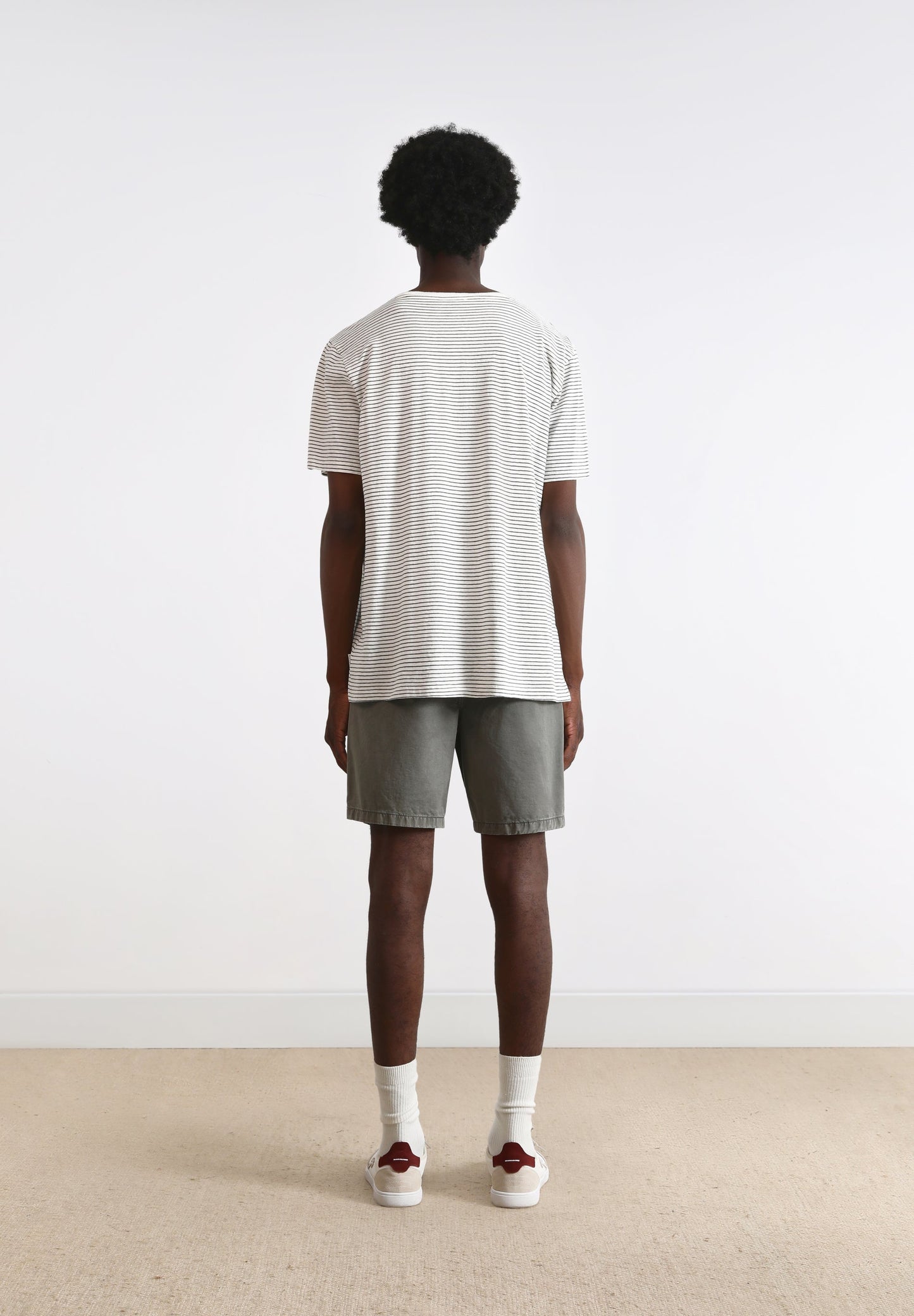 CALÇÕES BERMUDA COM CORDÃO