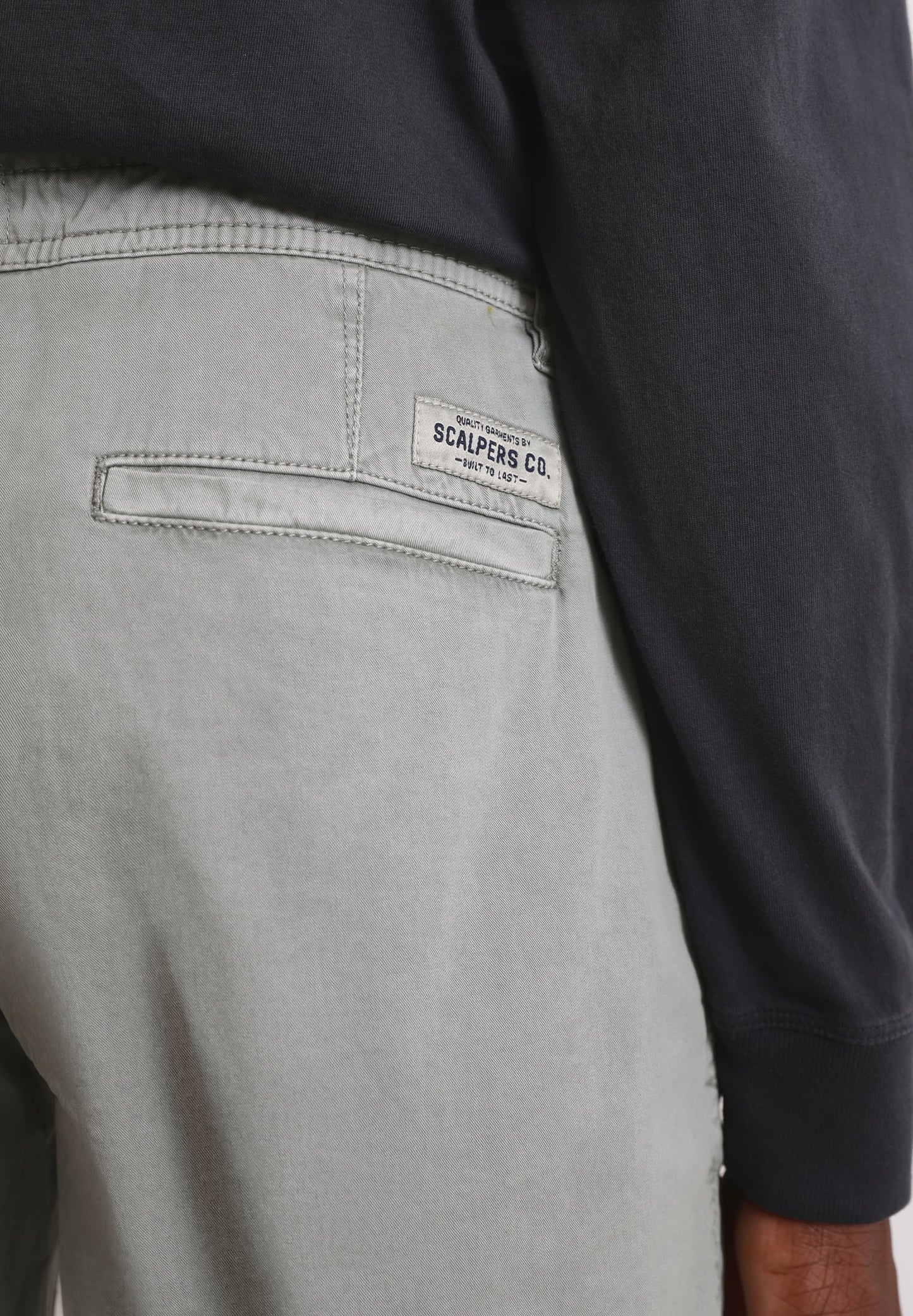 CALÇÕES BERMUDA EM ALGODÃO