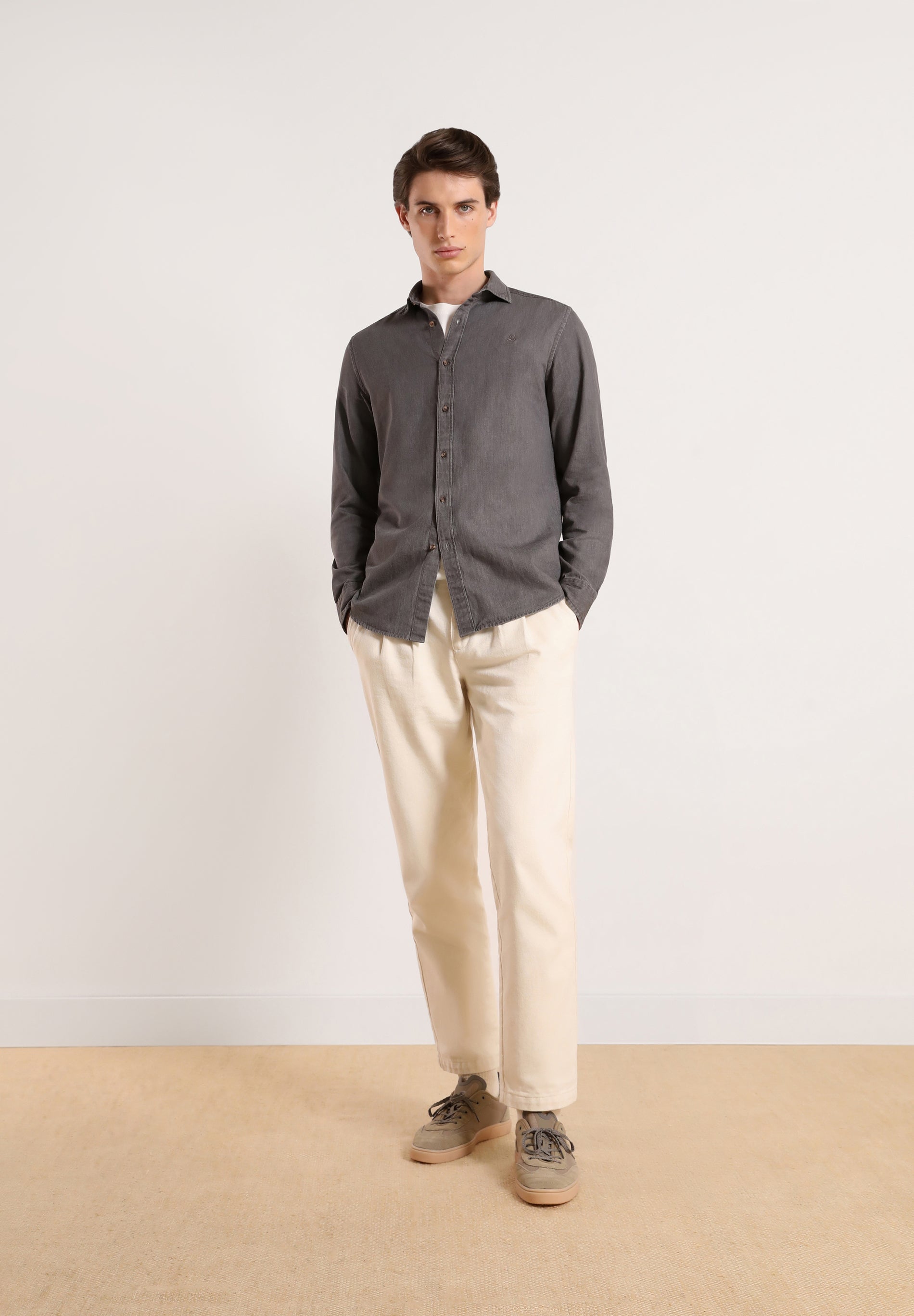 CAMISA DENIM COM BOTÕES