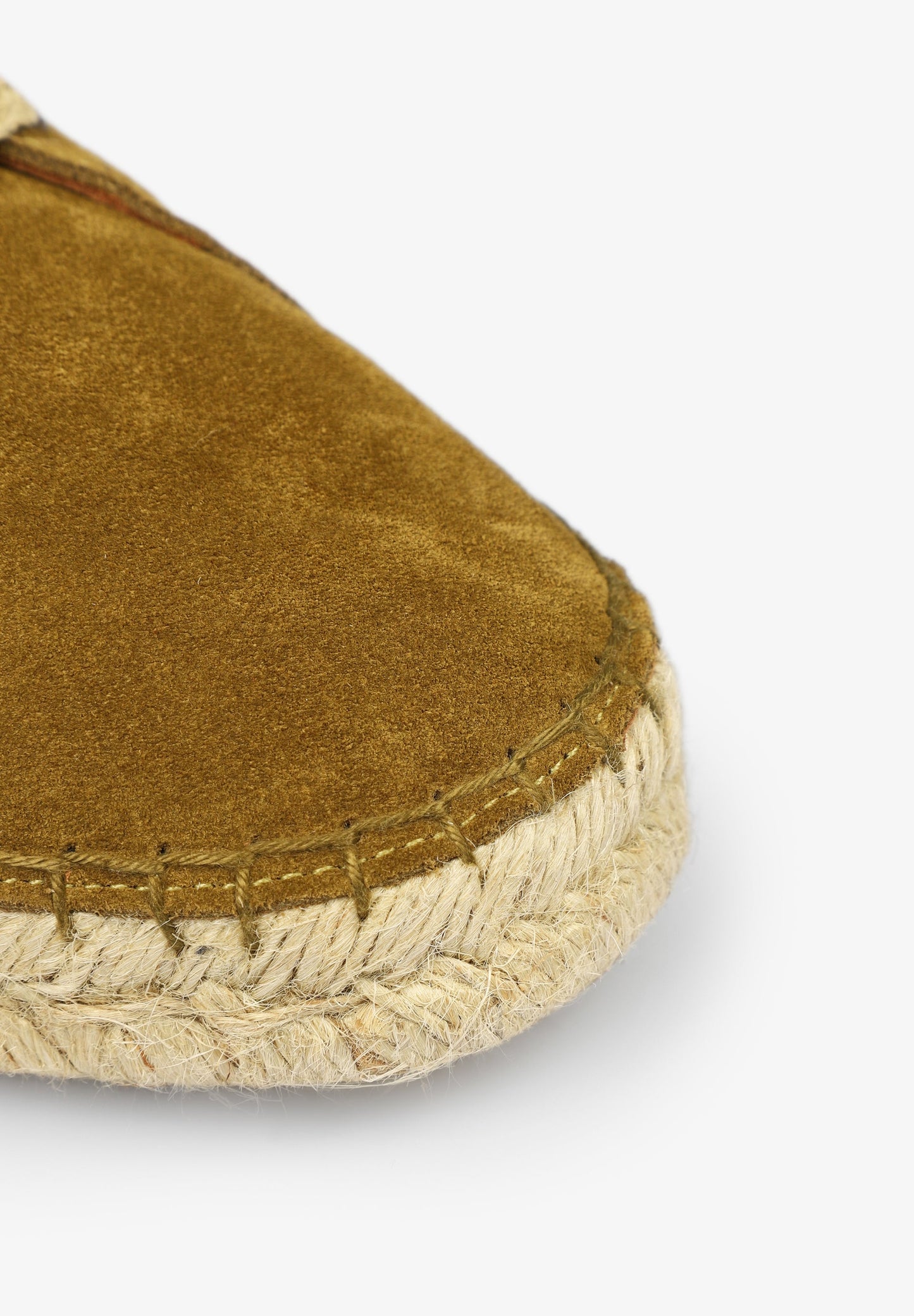 ALPERGATAS COM CORDÕES EM CROUTE