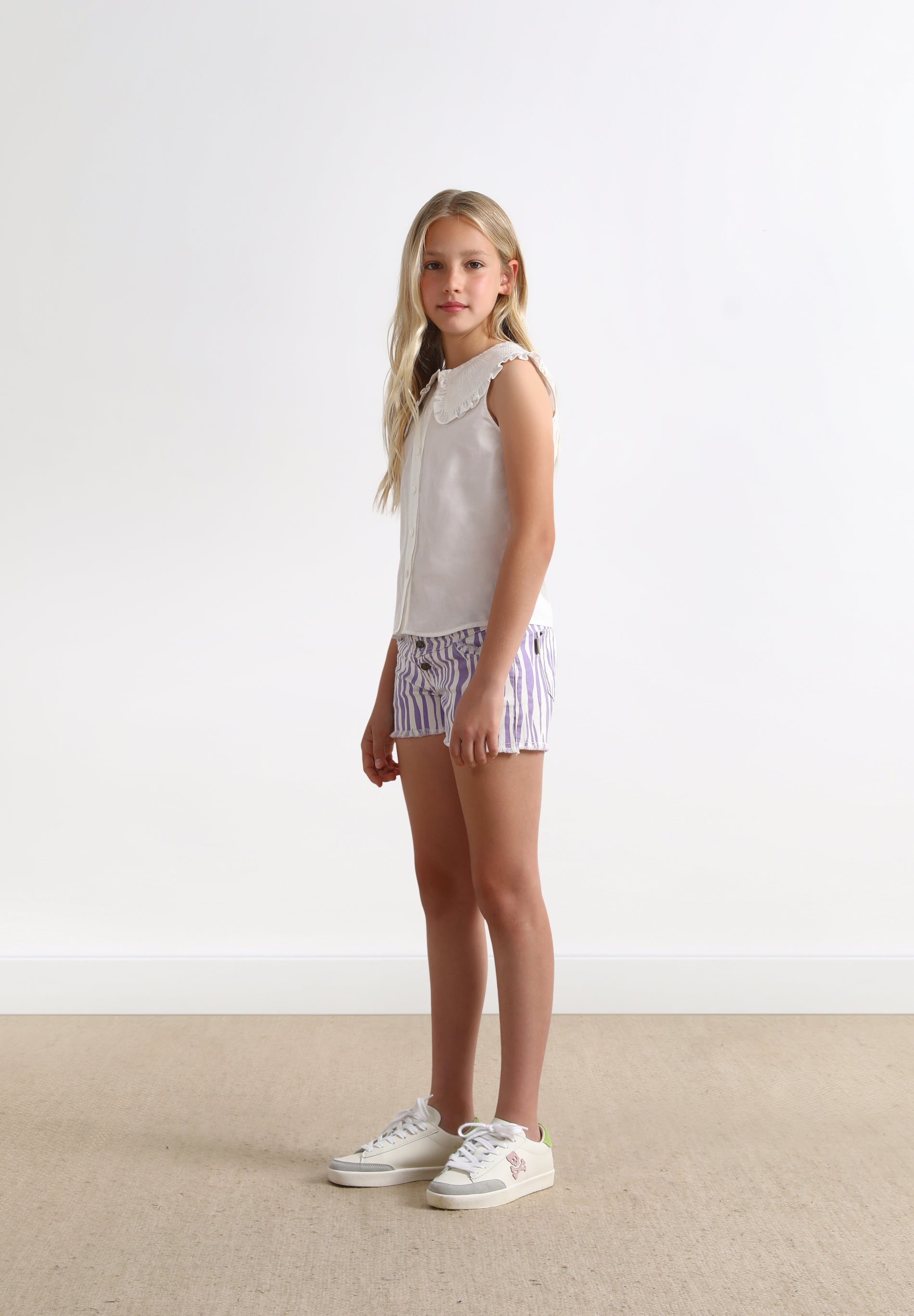 CALÇÕES BERMUDA COM BOTÕES E ESTAMPADO ANIMAL