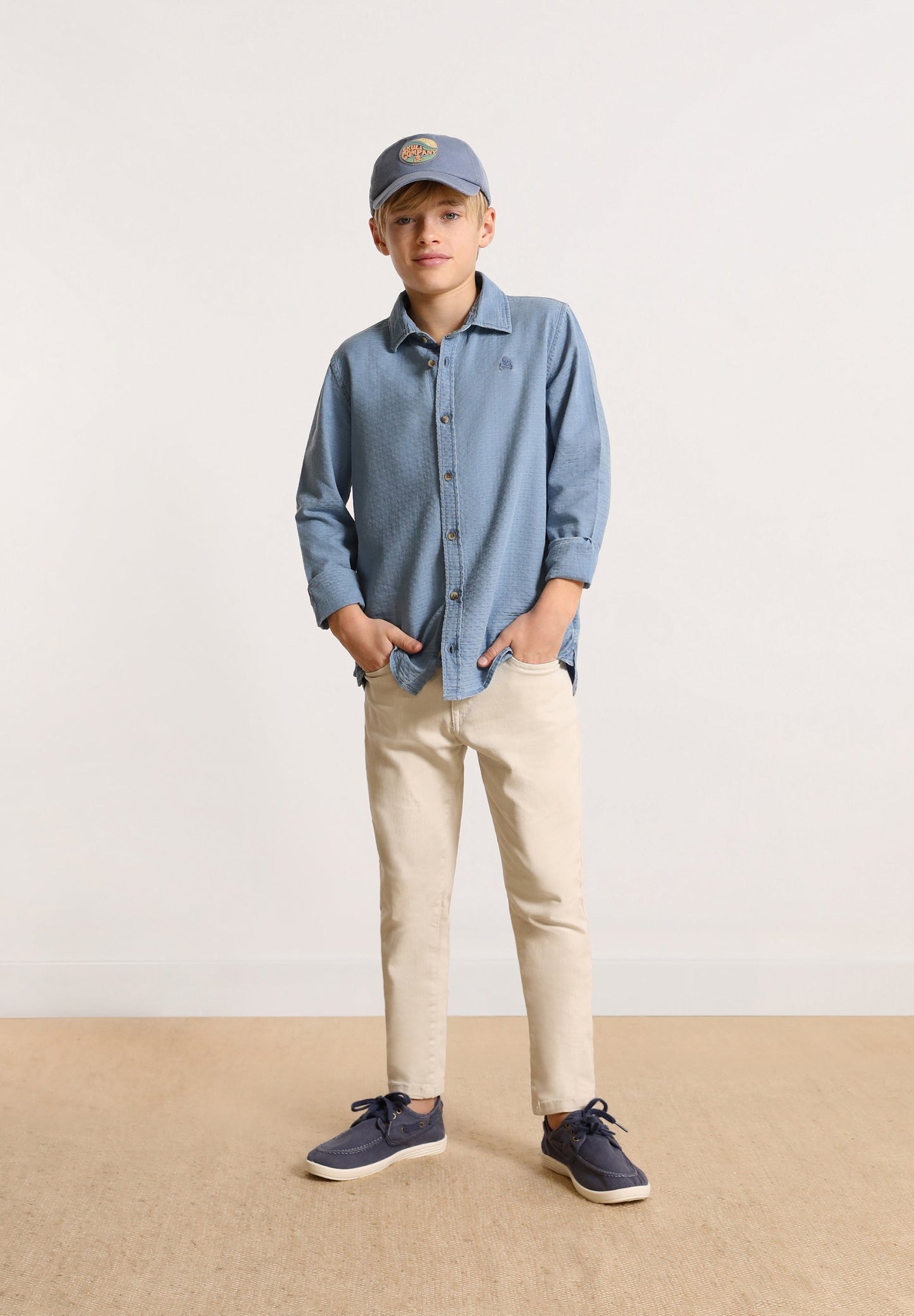 CAMISA DENIM COM BOTÕES