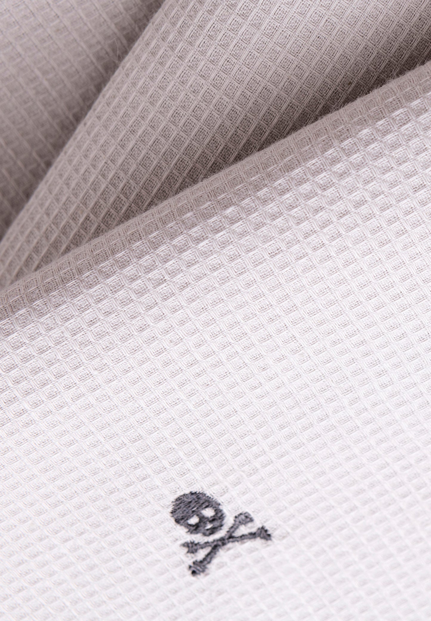 CAMA 180 CM | CAPA DE EDREDÃO E ALMOFADAS EFEITO WAFFLE