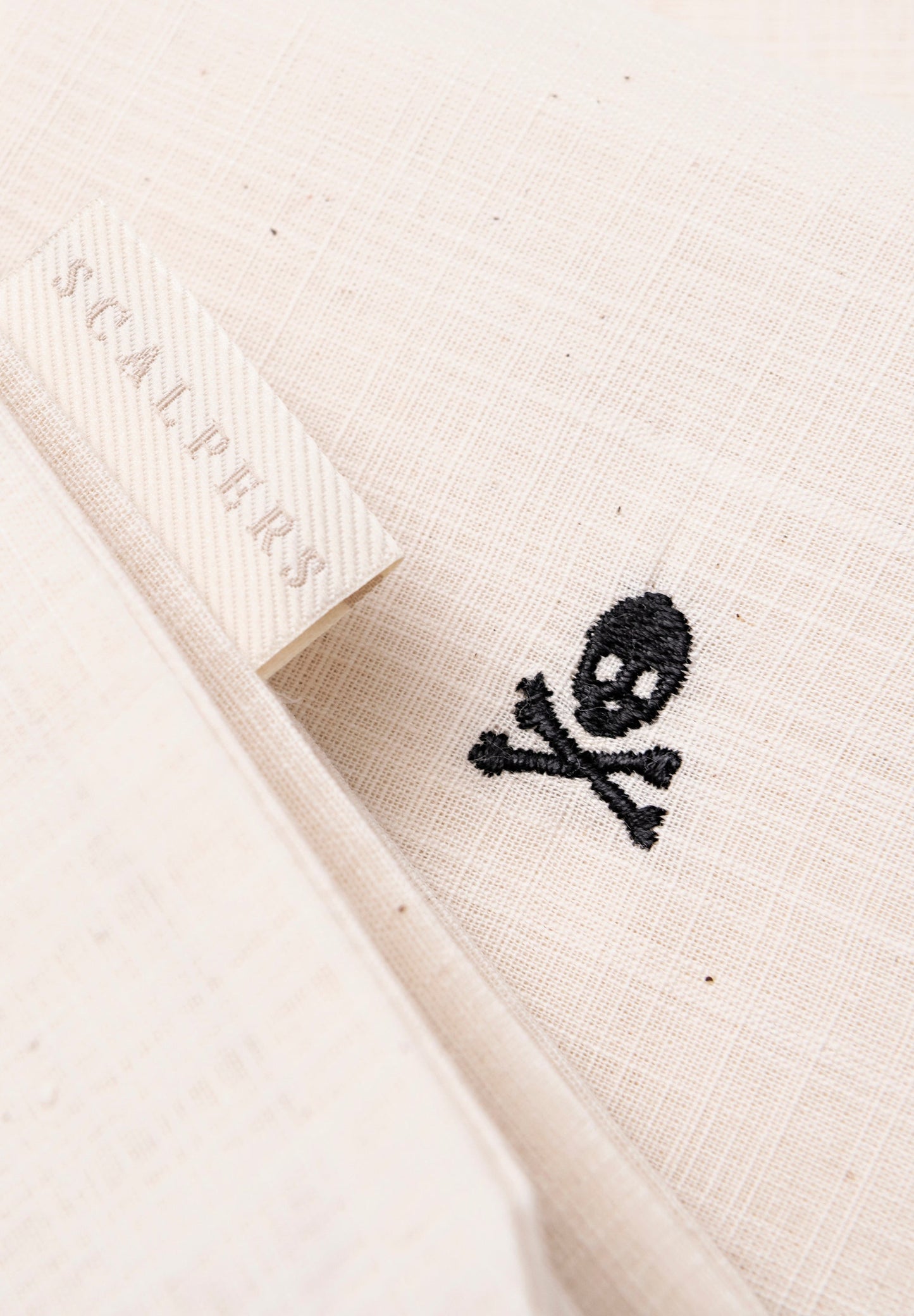 CAMA 150 CM | LENÇOL E ALMOFADAS MARMORIZADAS