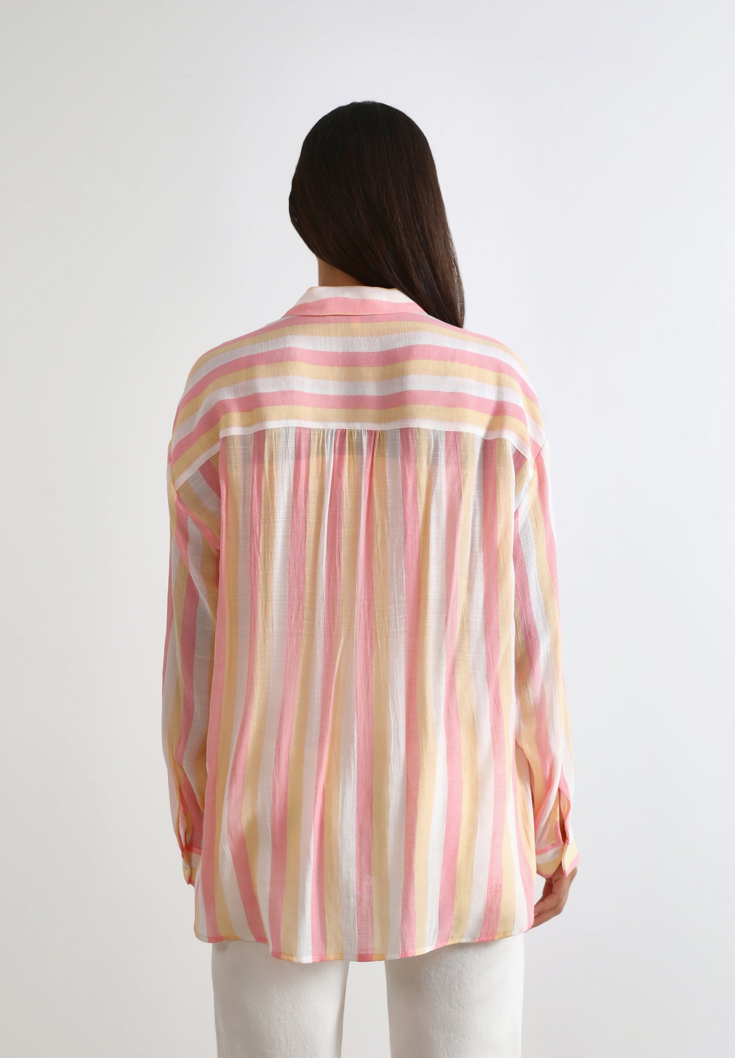 CONJUNTO DE CAMISA COM TOP ÀS RISCAS