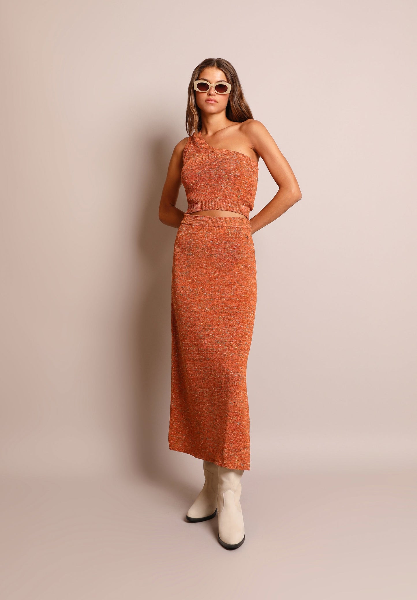 TOP DE MALHA ASSIMÉTRICO