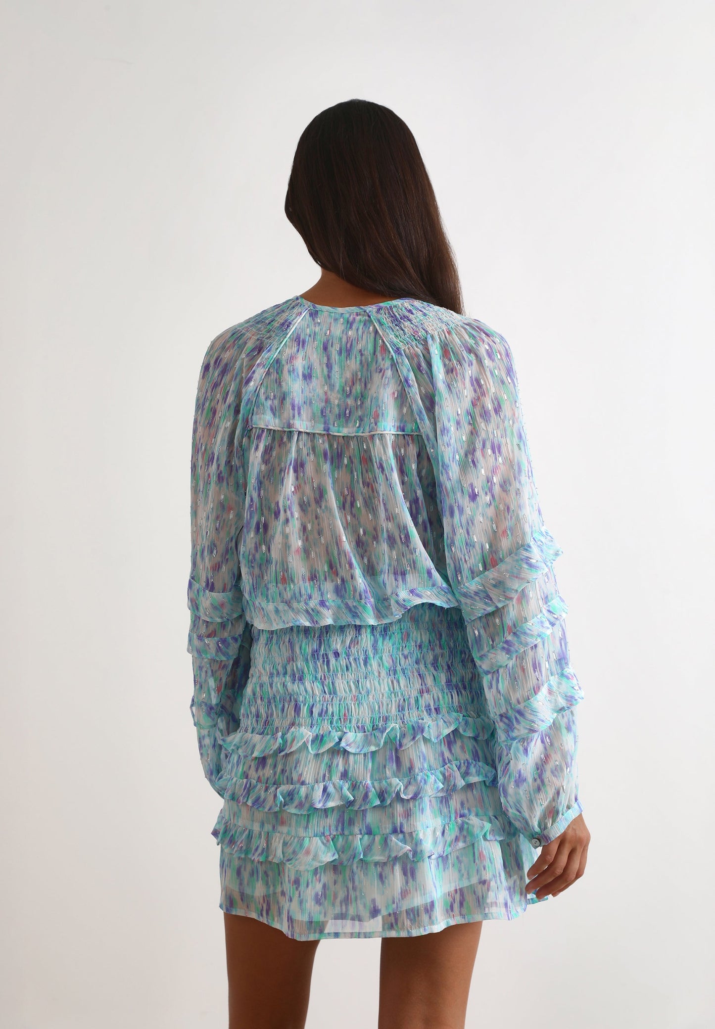 BLUSA COM PADRÃO DE PORMENORES